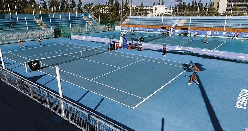 Situés au Ouen Toro, les courts de la Ligue calédonienne de tennis, dont la qualité est irréprochable, accueillent chaque début d’année le Challenger de Nouméa. Cette saison, l’Américain J.J. Wolf s’y était imposé.