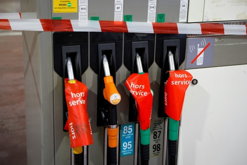 Carburants Un Emballement A La Pompe Avant La Redoutee Baisse Des Ristournes Les Nouvelles Caledoniennes