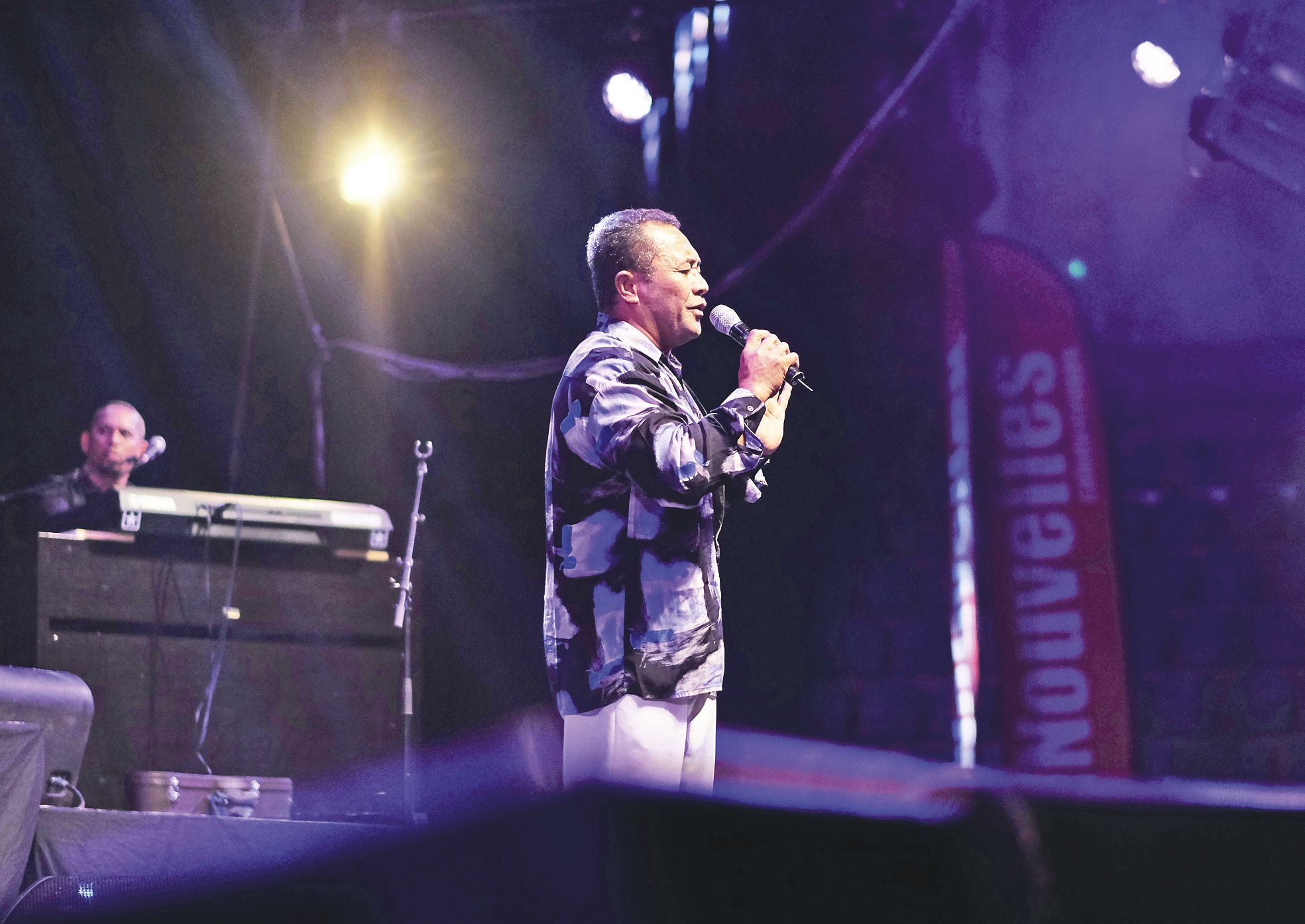 Débordant d’énergie, Gaby Katea, chanteur  d’origine wallisienne, a mis le feu à l’arène.