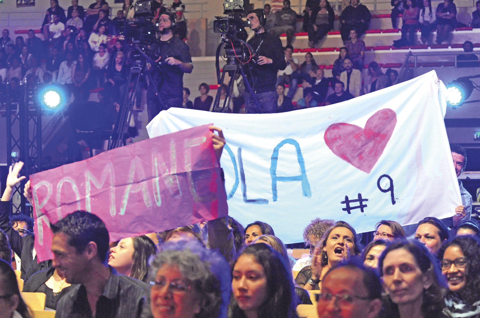 2 200 personnes étaient réunies à l’Arène du Sud. Et beaucoup de supporters étaient là pour se faire entendre.