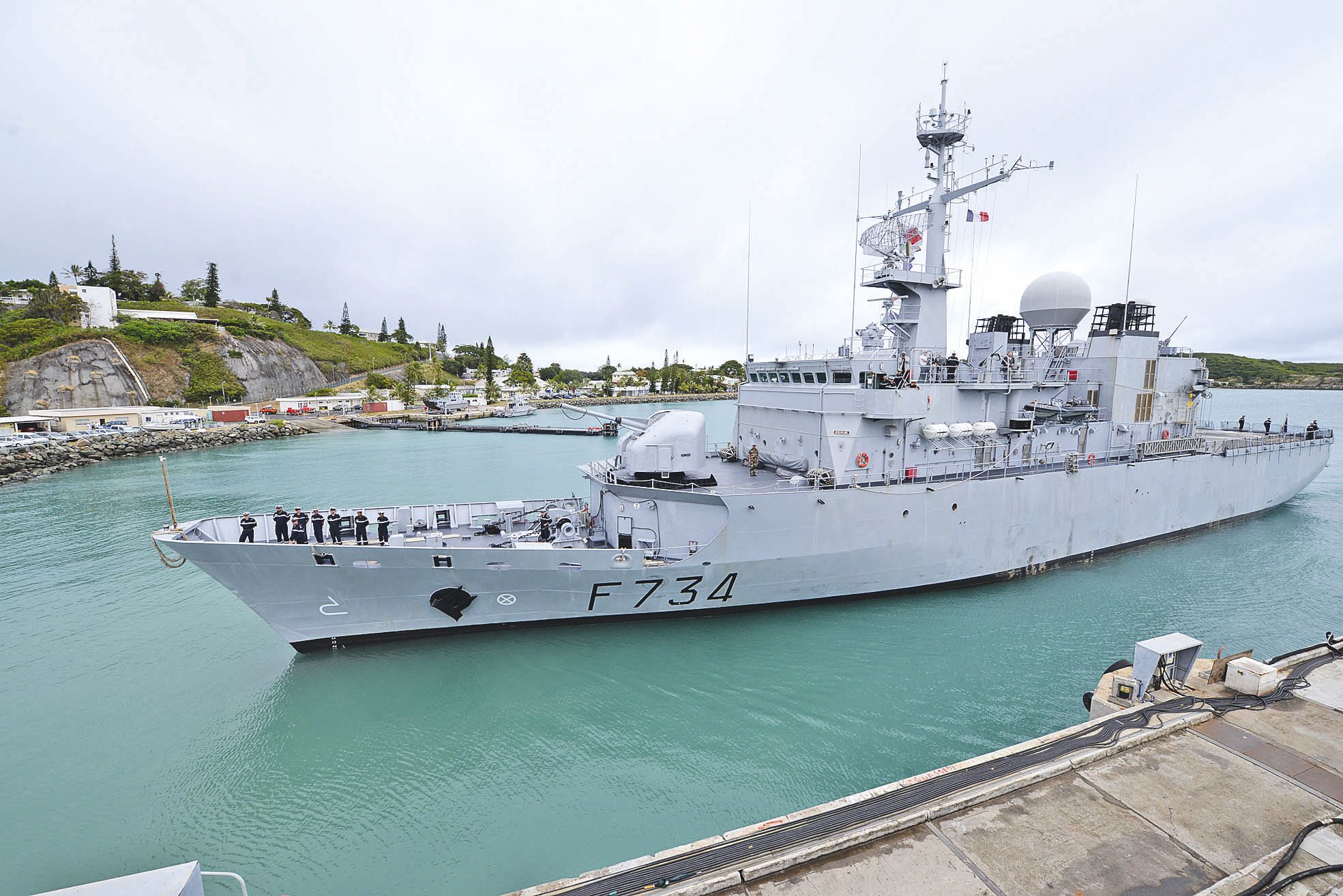 La base navale de la pointe Chaleix est le port d’attache du Vendémiaire, frégate  de surveillance de classe Floréal, depuis le 1er septembre 1996. 