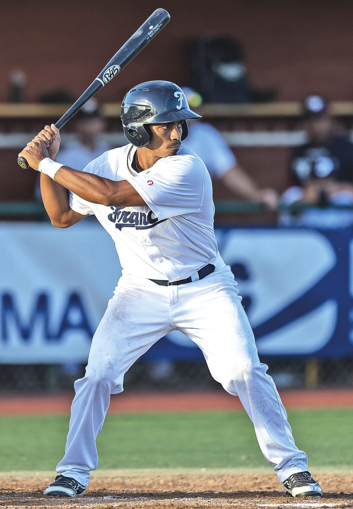 Jacques Boucheron (photo) n’est pas le premier  Calédonien à porter le maillot de l’équipe de France,  Philippe Lecourieux l’avait fait en 2007.