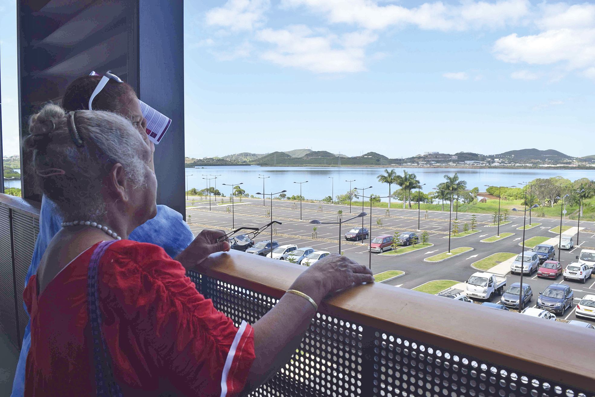 Certaines chambres du Médipôle disposent même d’une terrasse et d’une vue sur mer.