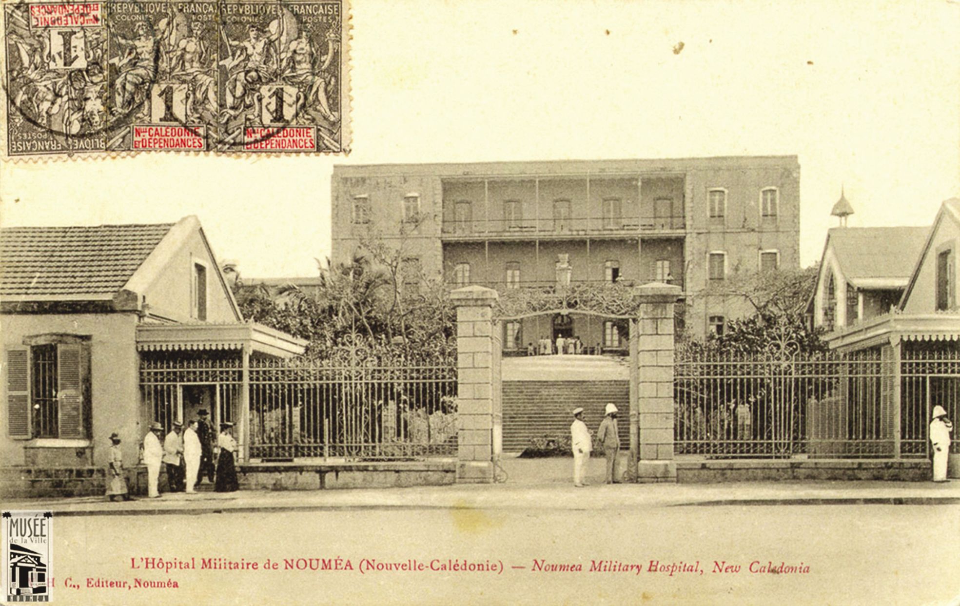 Ancien hôpital militaire, la structure devient l’hôpital maritime par  arrêté du 28 mars 1870, avant d’être baptisé Gaston-Bourret en 1958. 