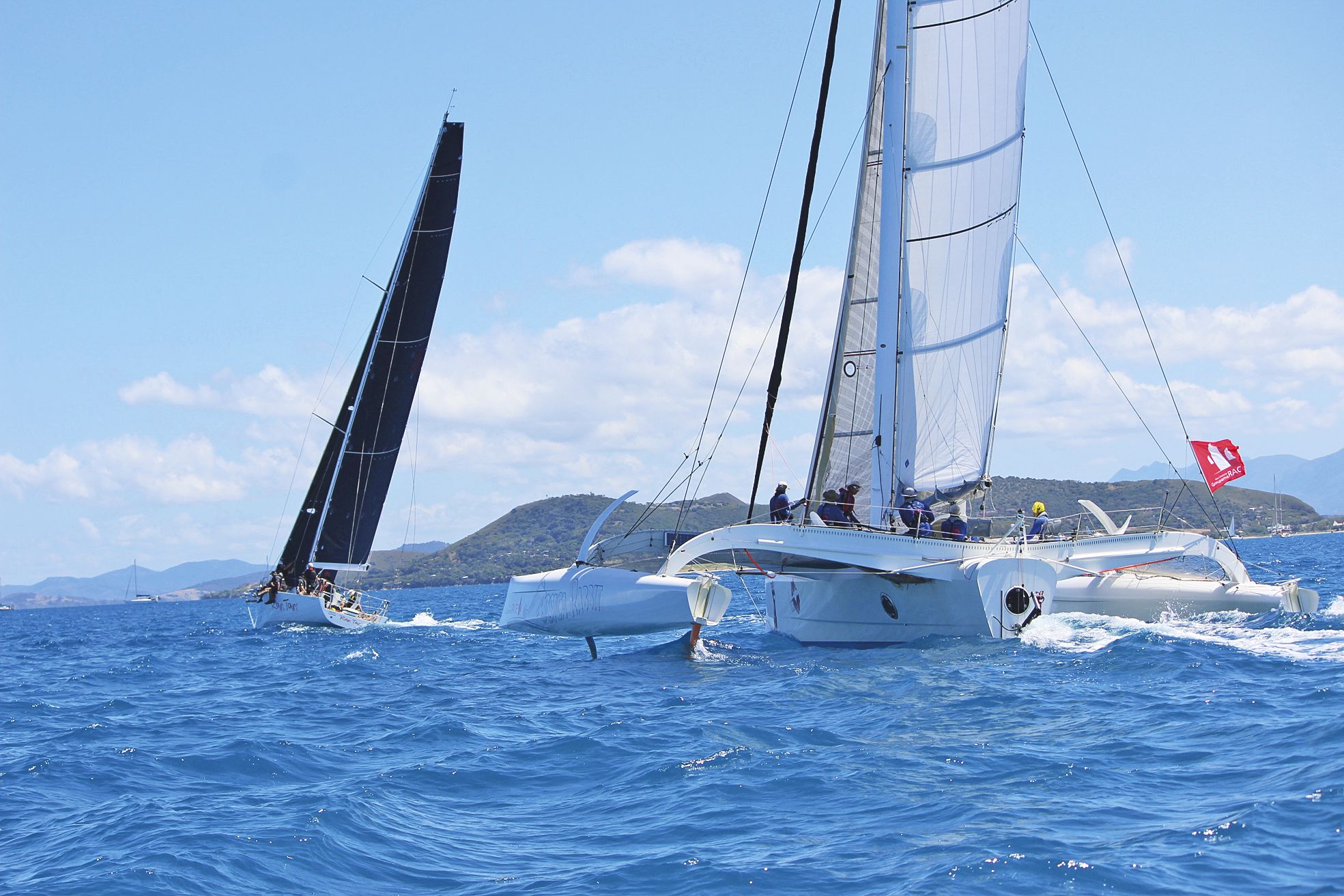 Lagon Sud, 25 septembre. Dès le départ, Jessica Rabbit (ici au premier plan) était au duel avec Ran Tan II. Ils devaient finir la course ensemble hier soir.   