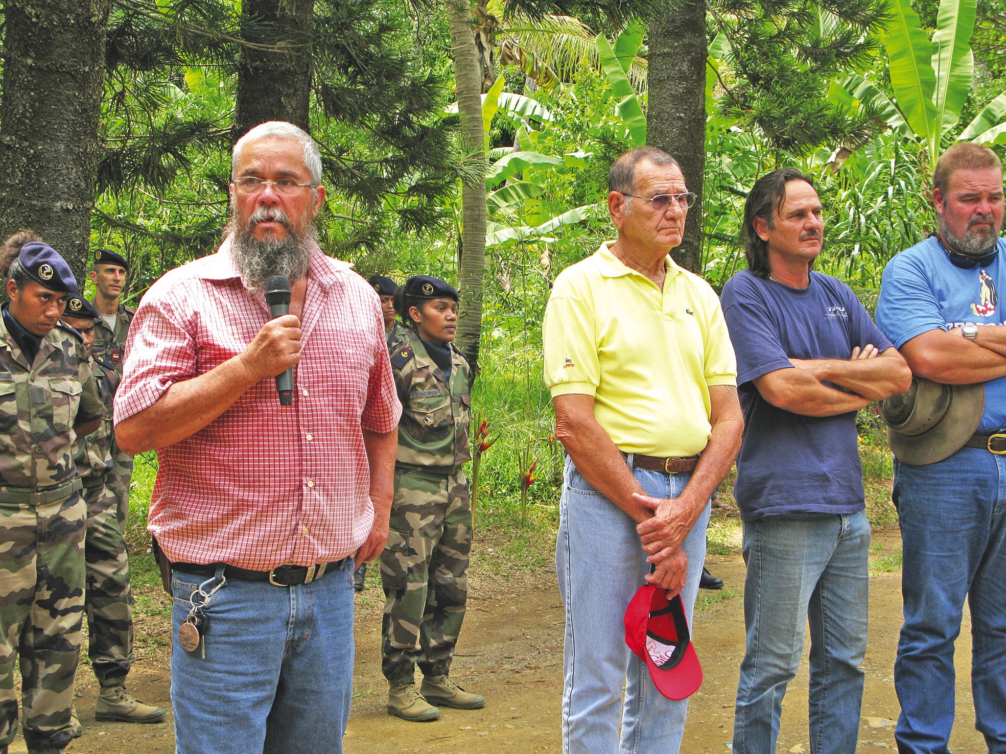 Les descendants de Jules André Palmont étaient  impatients de voir le nom de leur ancêtre trouver sa place sur le monument du village.