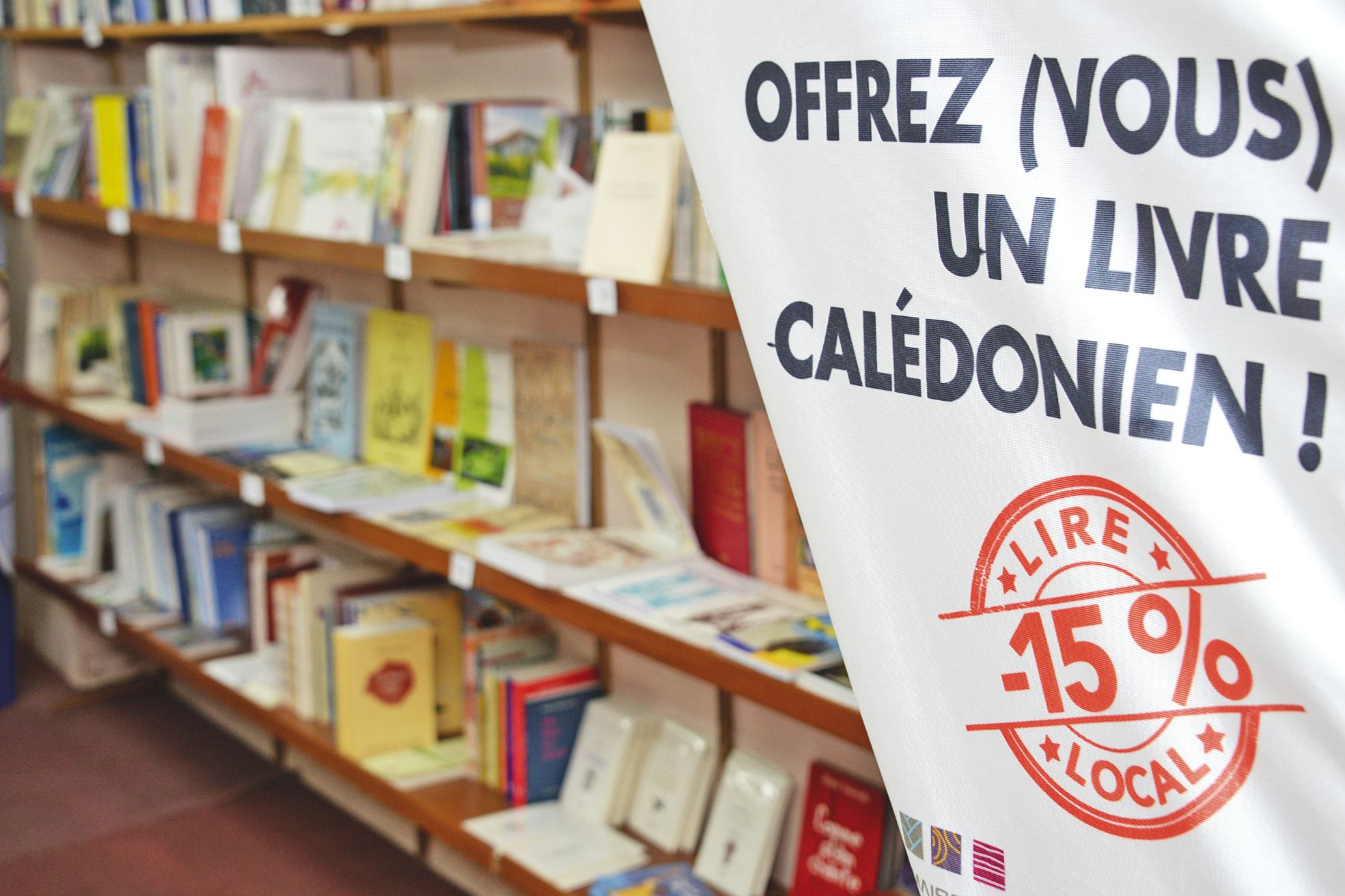 Depuis le 14 novembre, la librairie Calédolivres relaie l’opération. Sur certains ouvrages,  la remise de 15 % se traduit par une économie de 500 francs, par exemple.
