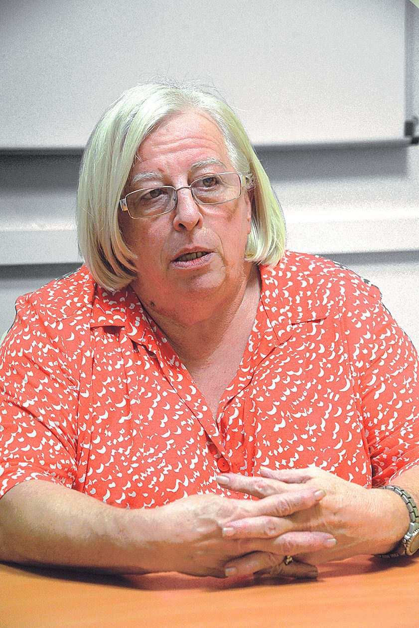 « Des gens de Brousse viennent nous voir pour un dépôt de plainte » note la présidente  de l’association SOS violences sexuelles.