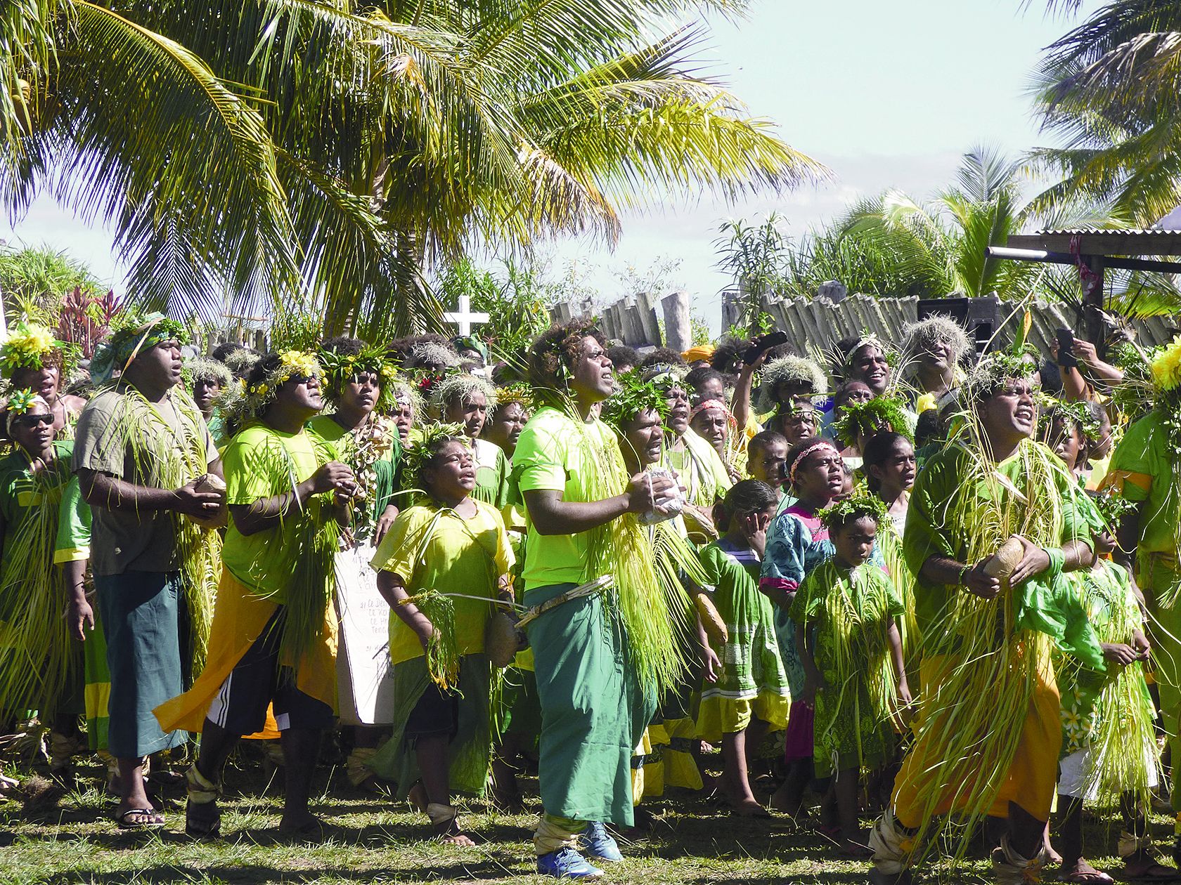 La cérémonie a débuté par les danses des tribus du district.