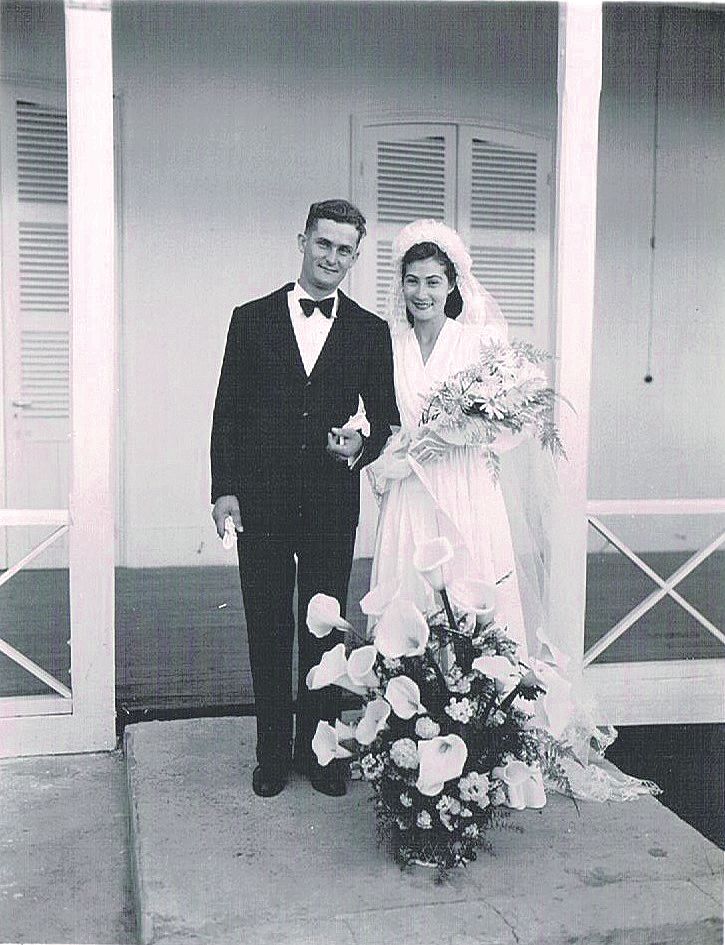 Mariage de Raymond et Jacqueline Morlet. Ils ont trois enfants, René,  Sylviana et Pierre.