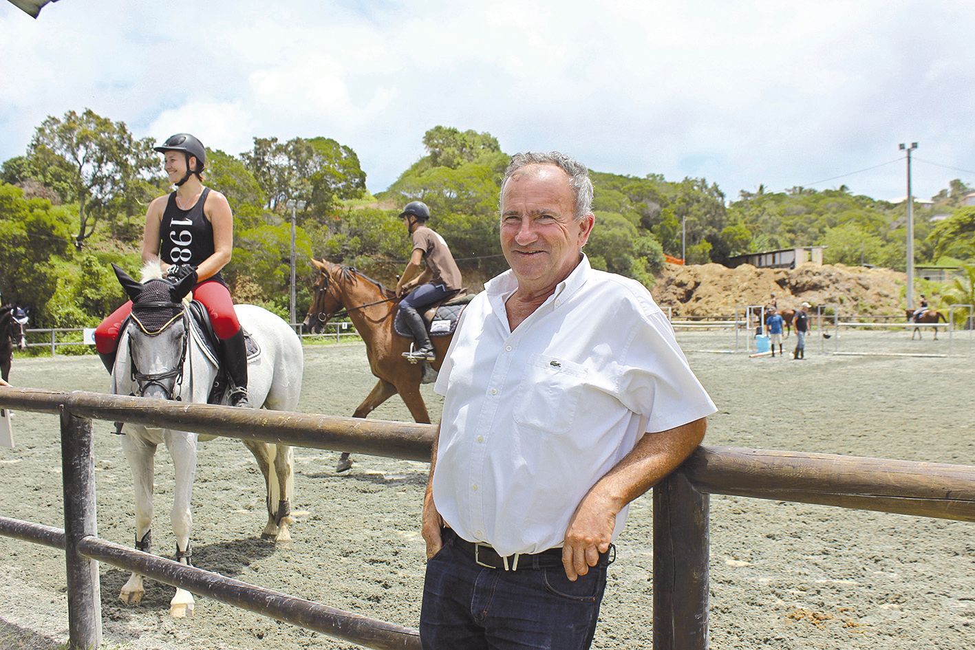 Jean-Pierre Cosnuau côtoie le monde des chevaux depuis 52 ans, une passion restée intacte.