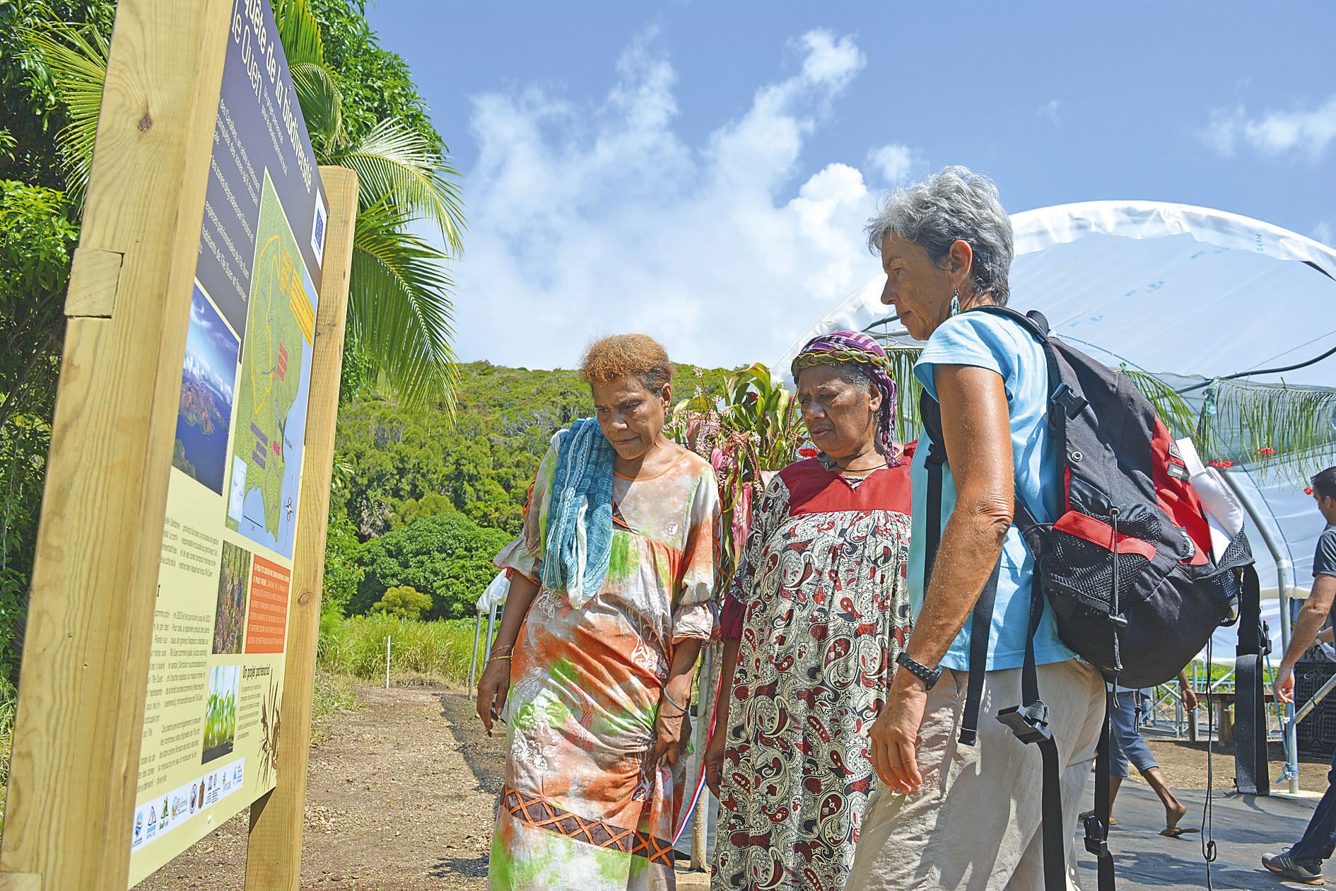 Plusieurs panneaux explicatifs sur la biodiversité locale ont été installés à côtéde la pépinière. Une mine d’informations pour les touristes, comme pour les habitants.