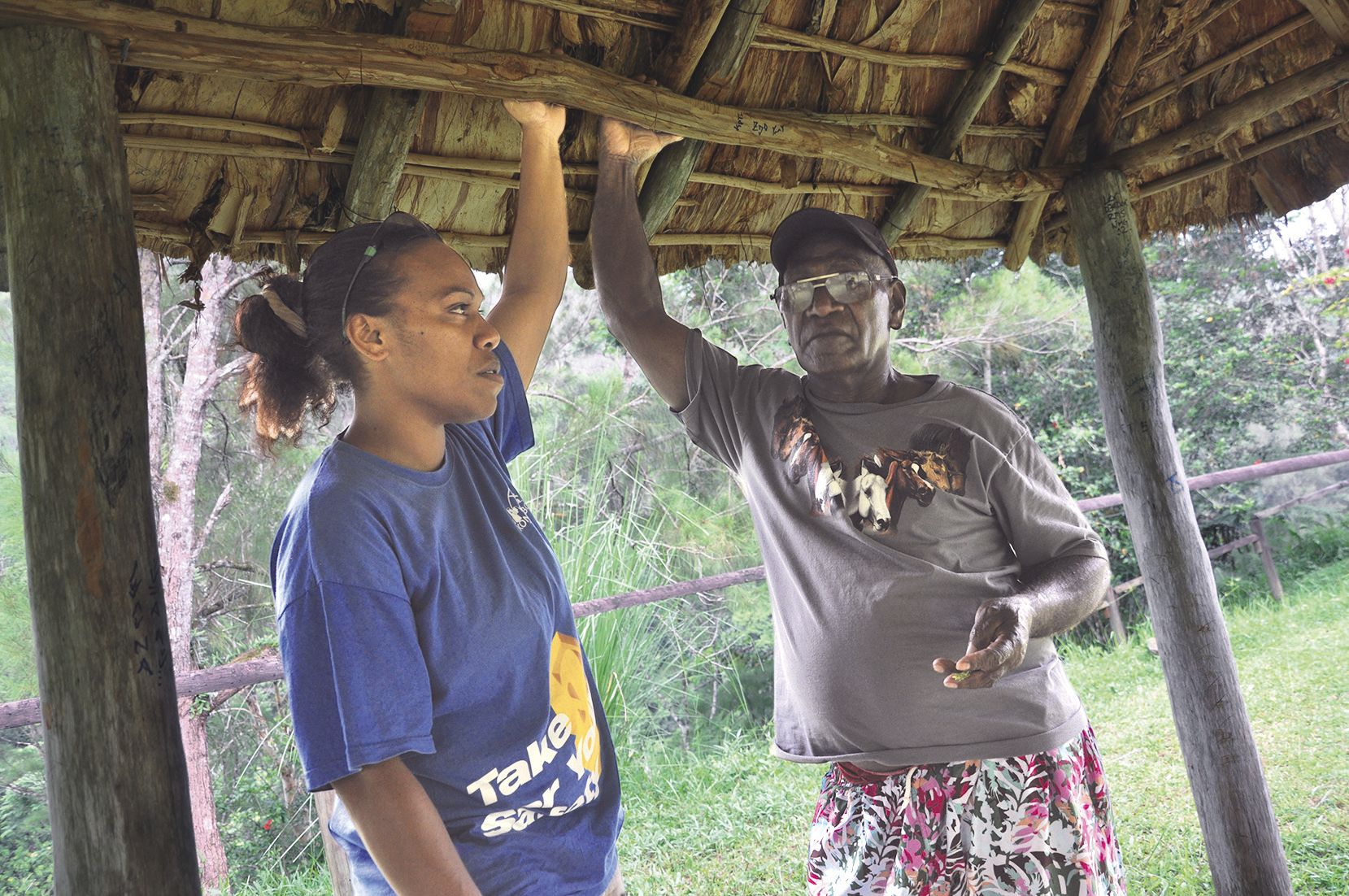 Sandrine Poaraoupoepoe, gérante de la SC Naouena, et le coutumier de Bopope, Haocas Theie, saluent « une première » avec des atouts.