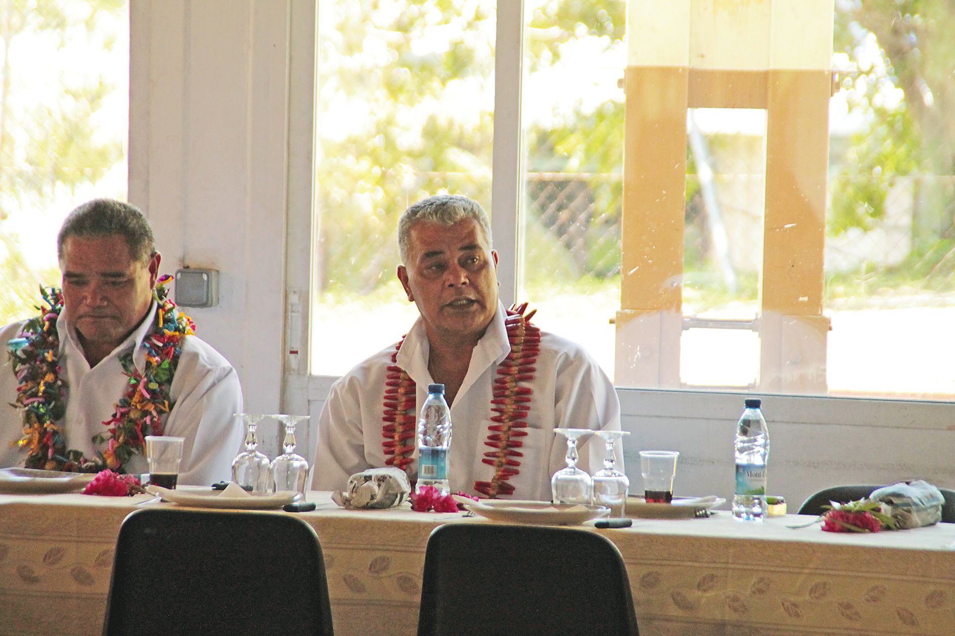 Le grand chef Elia Manuopuava a invité tous les petits chefs du district de Mua.