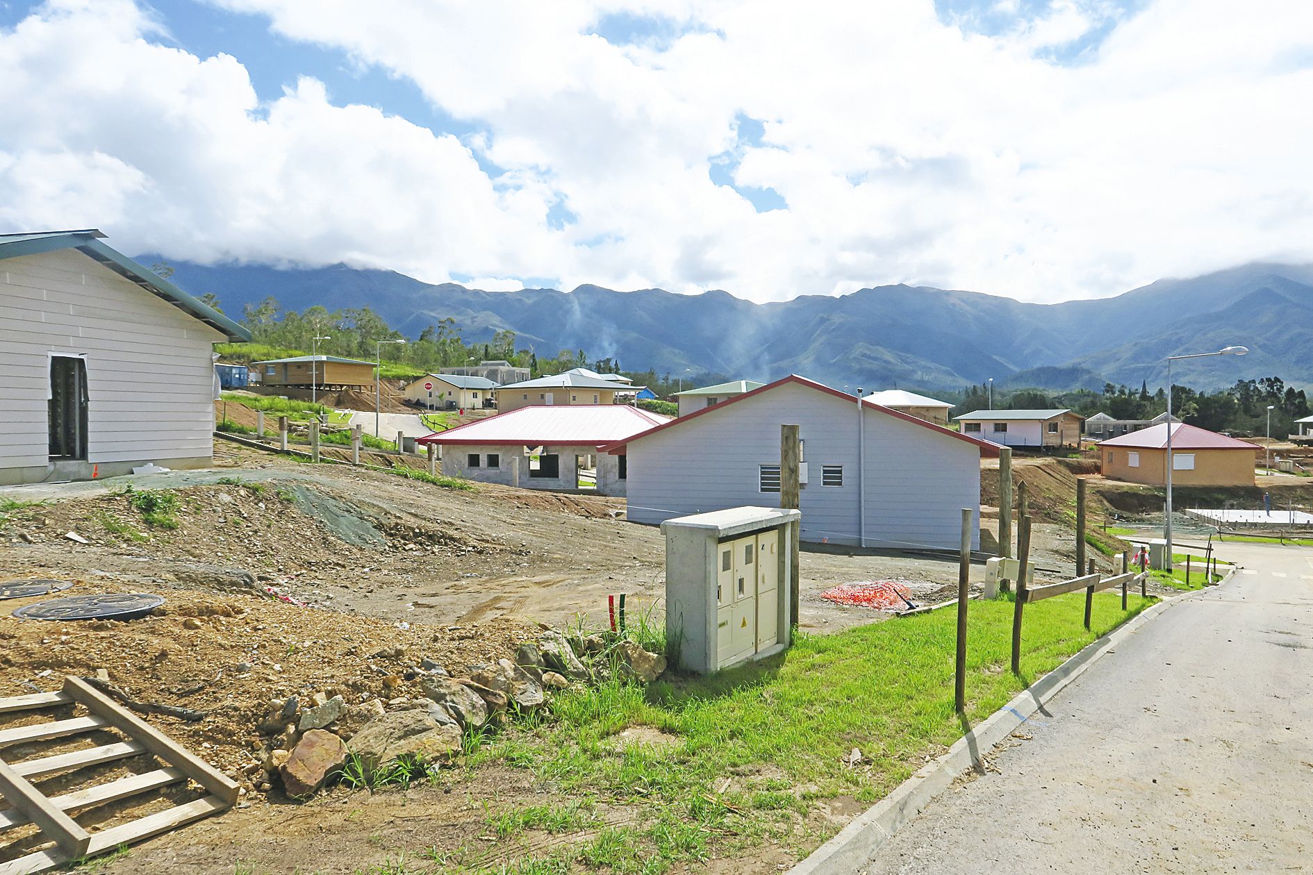 Sur 190 logements prévus, une cinquantaine de maisons sont déjà réalisées, ou en finitions.