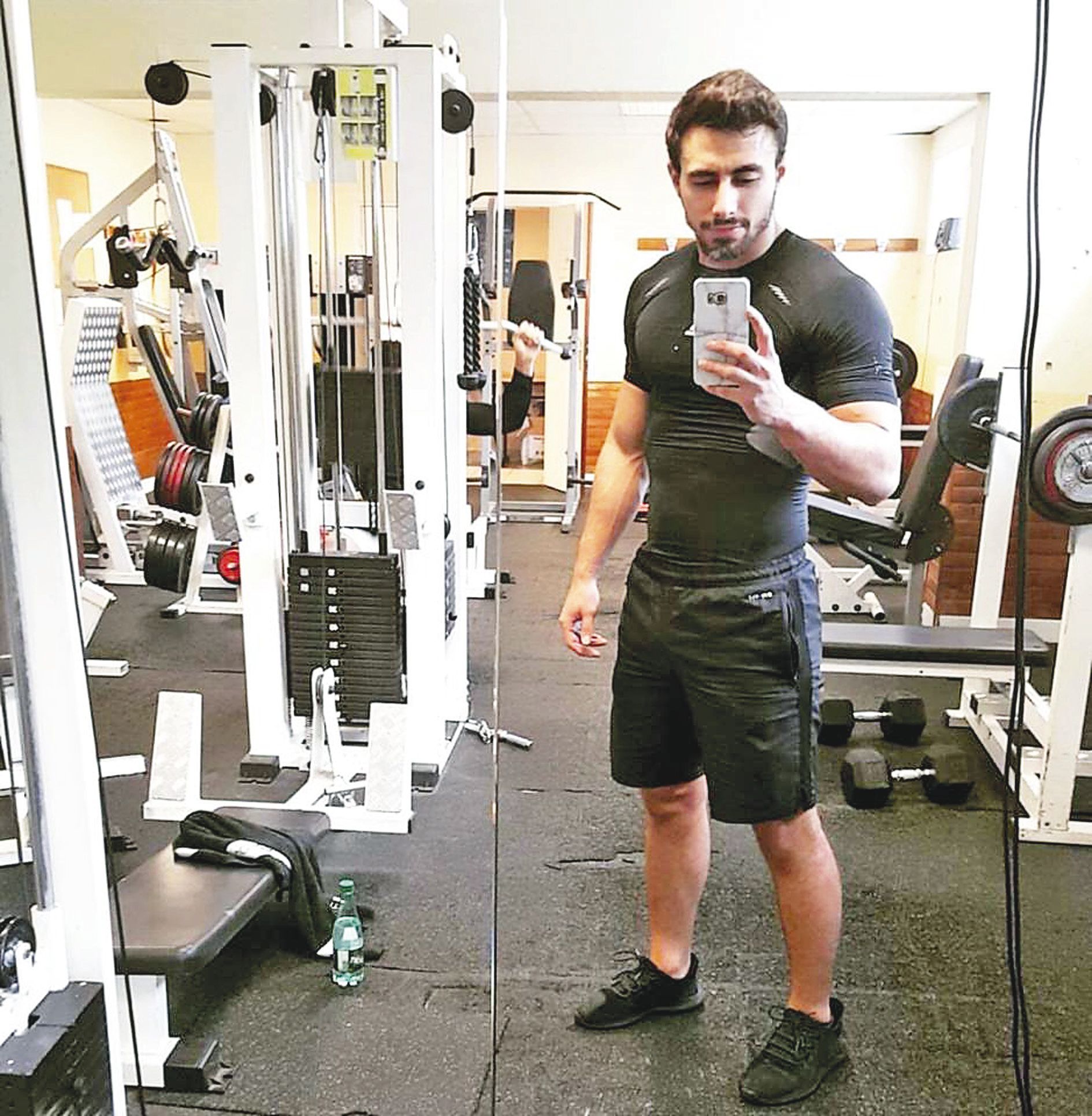 Régulièrement blessé depuis un an, Enzo a passé une bonne partie de son temps dans cette salle de gym pour son renforcement musculaire.