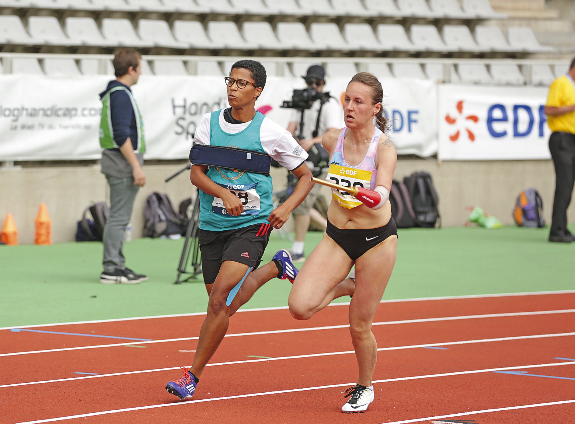 Pour ses débuts à ce niveau, Joanne Lhuillery (en vert)a créé la surprise en prenant le bronze sur 400m.
