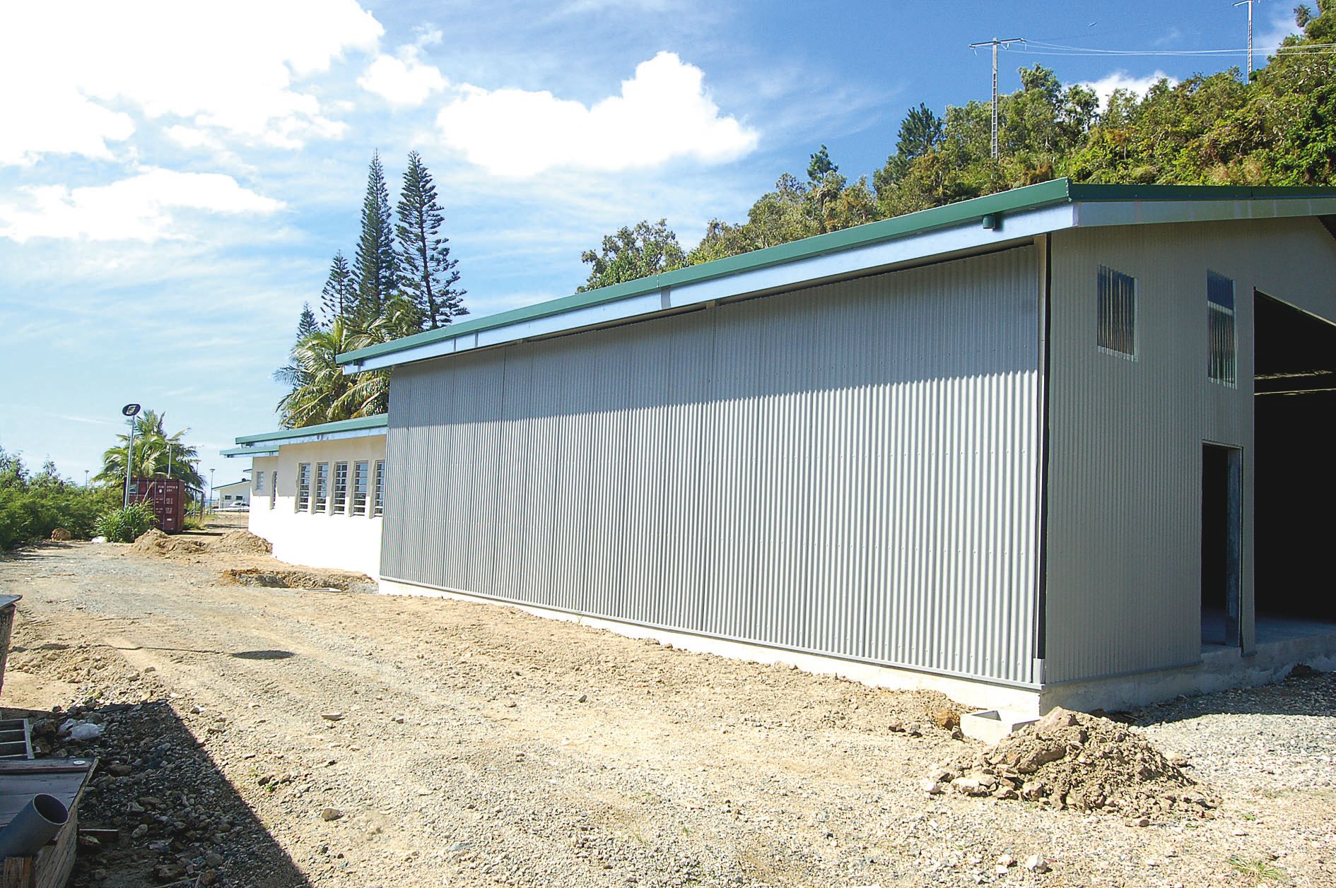 Les locaux du plateau de formation maritime sont situés au port de Touho.