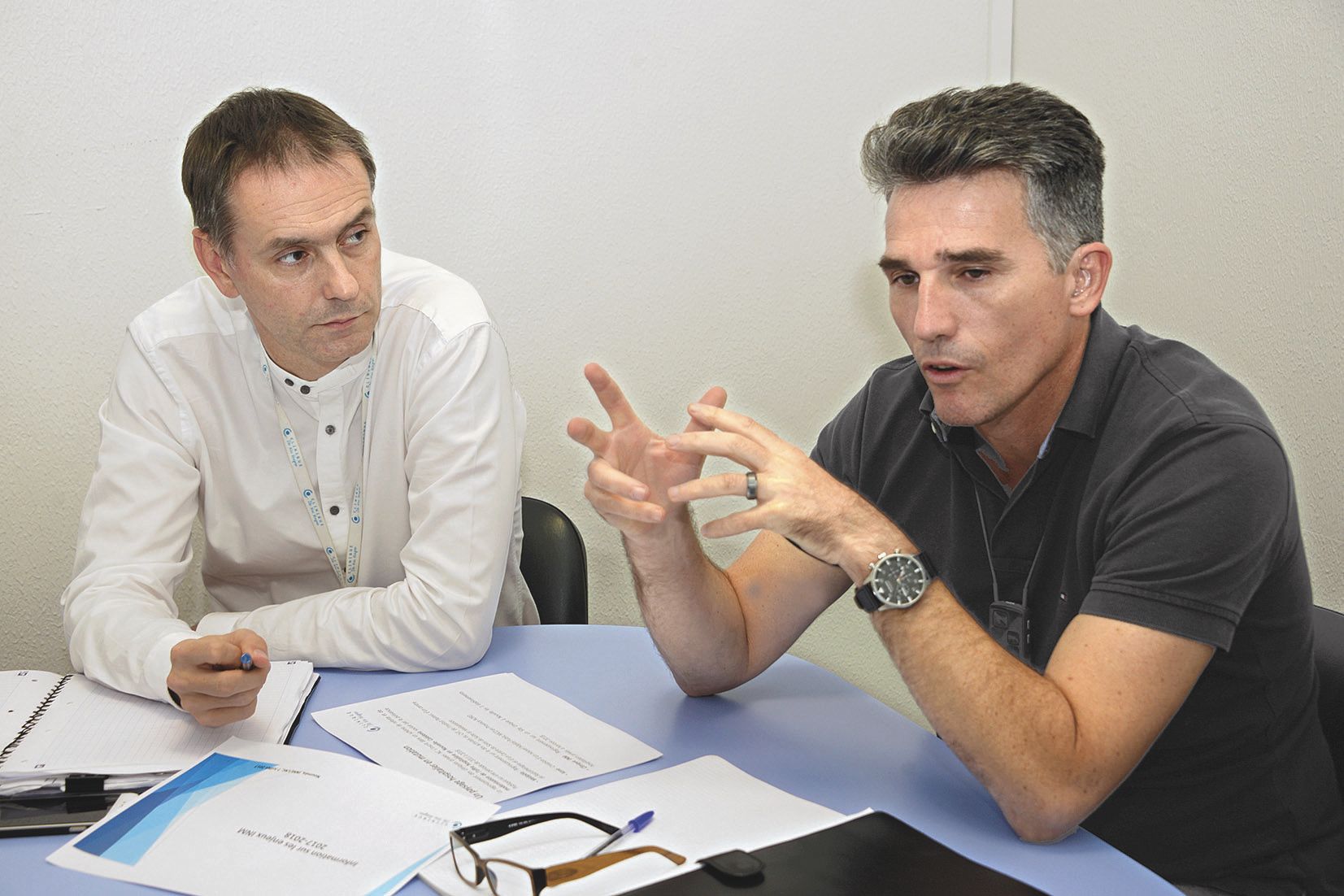 Loïc Frétard et le Dr Philippe Léger sont très inquiets pour le financement du projet.