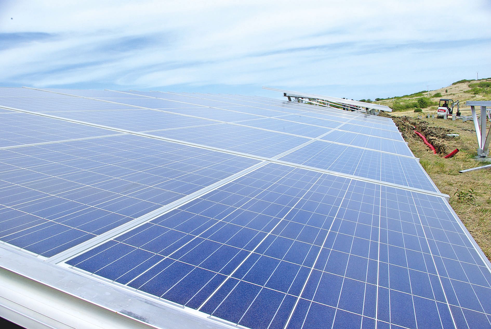 La baisse du coût des panneaux photovoltaïques et l’amélioration des équipements destinés au stockage de l’électricité produite rendent l’énergie solaire de plus en plus attractive sur le plan économique.