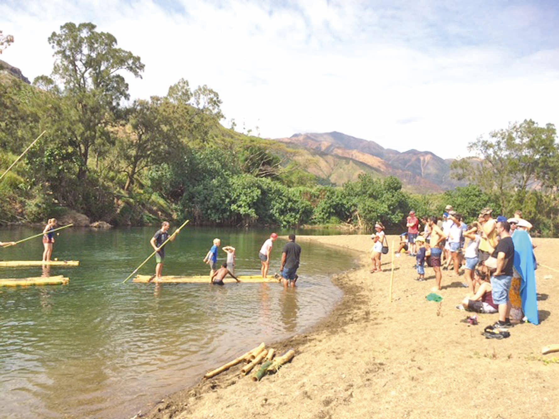 Une activité radeau à la tribu de Saint-Paul a constitué la dernière étape des Trésors du Sud.