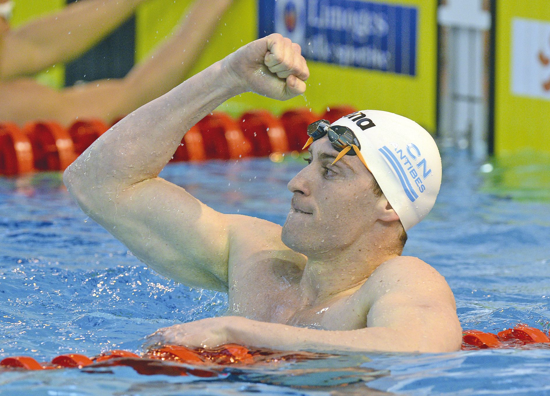 Avant Maxime Grousset, un seul homme est parvenu au niveau mondial. En 2015, Thomas Dahlia est le meilleur brasseur français élites sur 200 m et se qualifie pour les Mondiaux de Kazan. Il ne parviendra pas à sortir des séries.