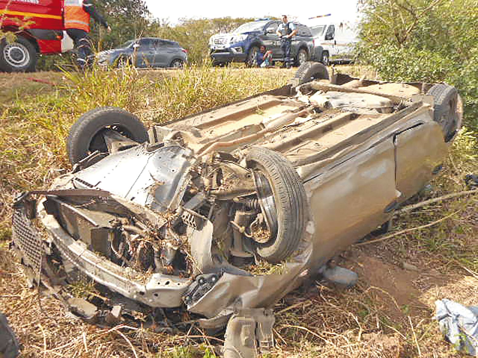 La Dacia Sandero accidentée à Bourail, au lieu-dit « Chorou ». Un passager est décédé.