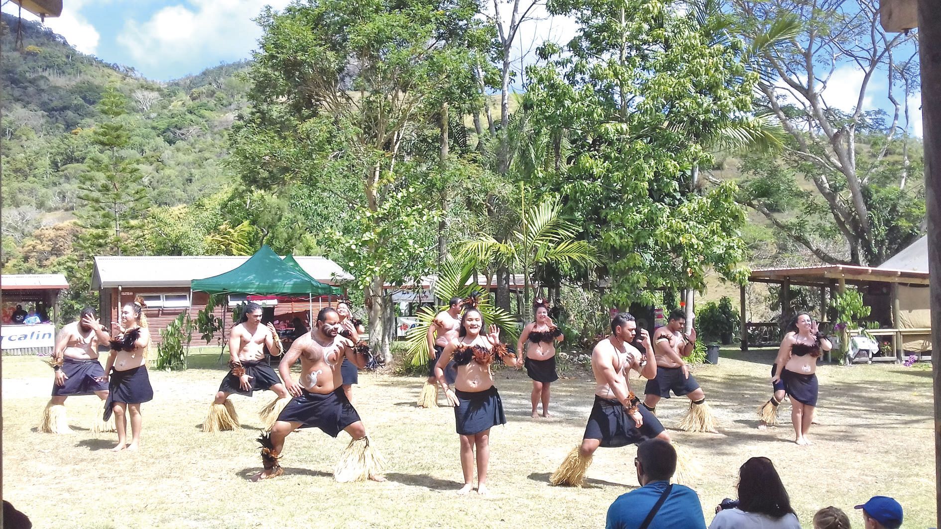 Le groupe Haka’ara - Ori Rapa Nui, venu de Nouméa, a proposé un spectacle de danses de l’île de Pâques.
