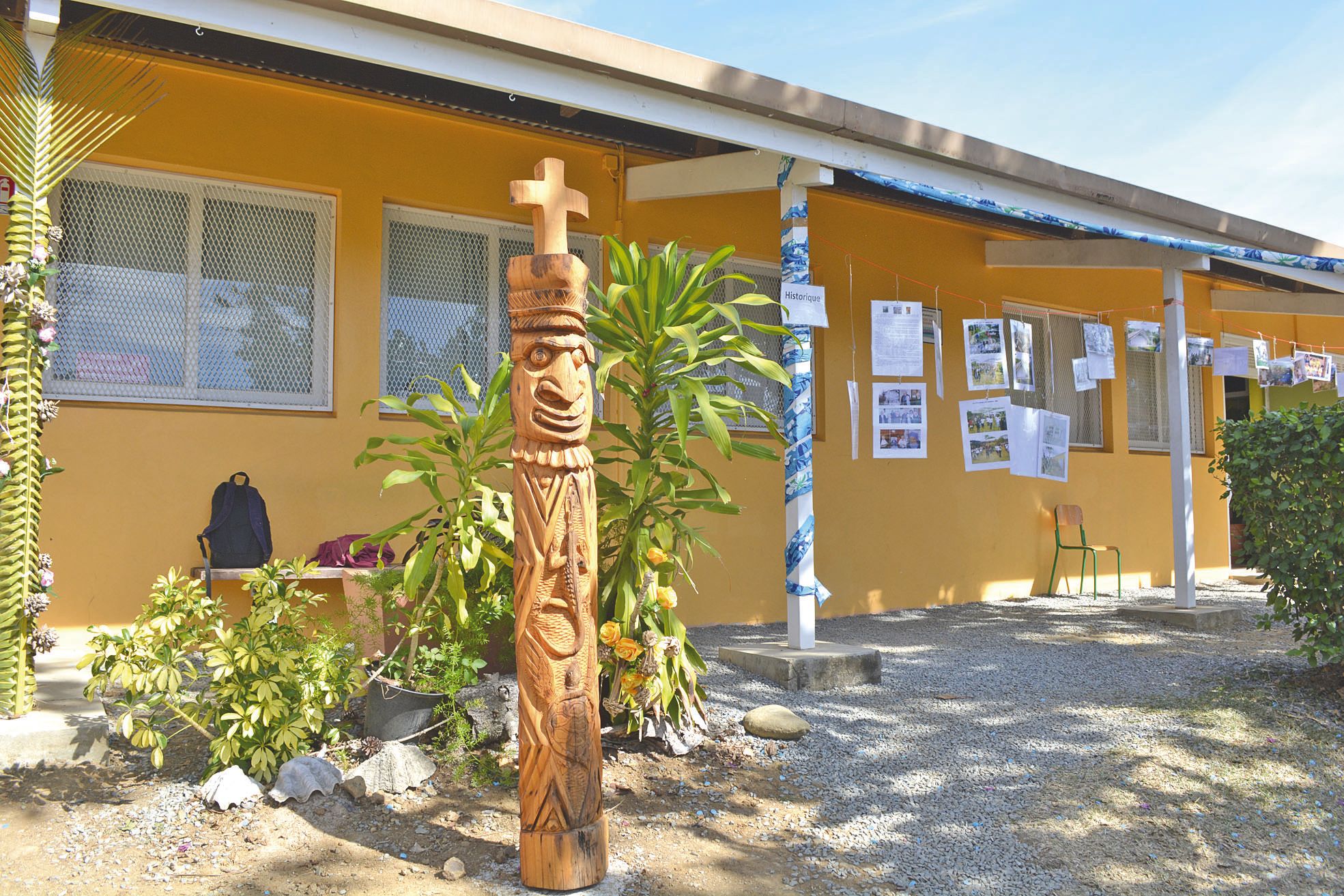 Après les discours des officiels, la sculpture des 50 ans  a été inaugurée.