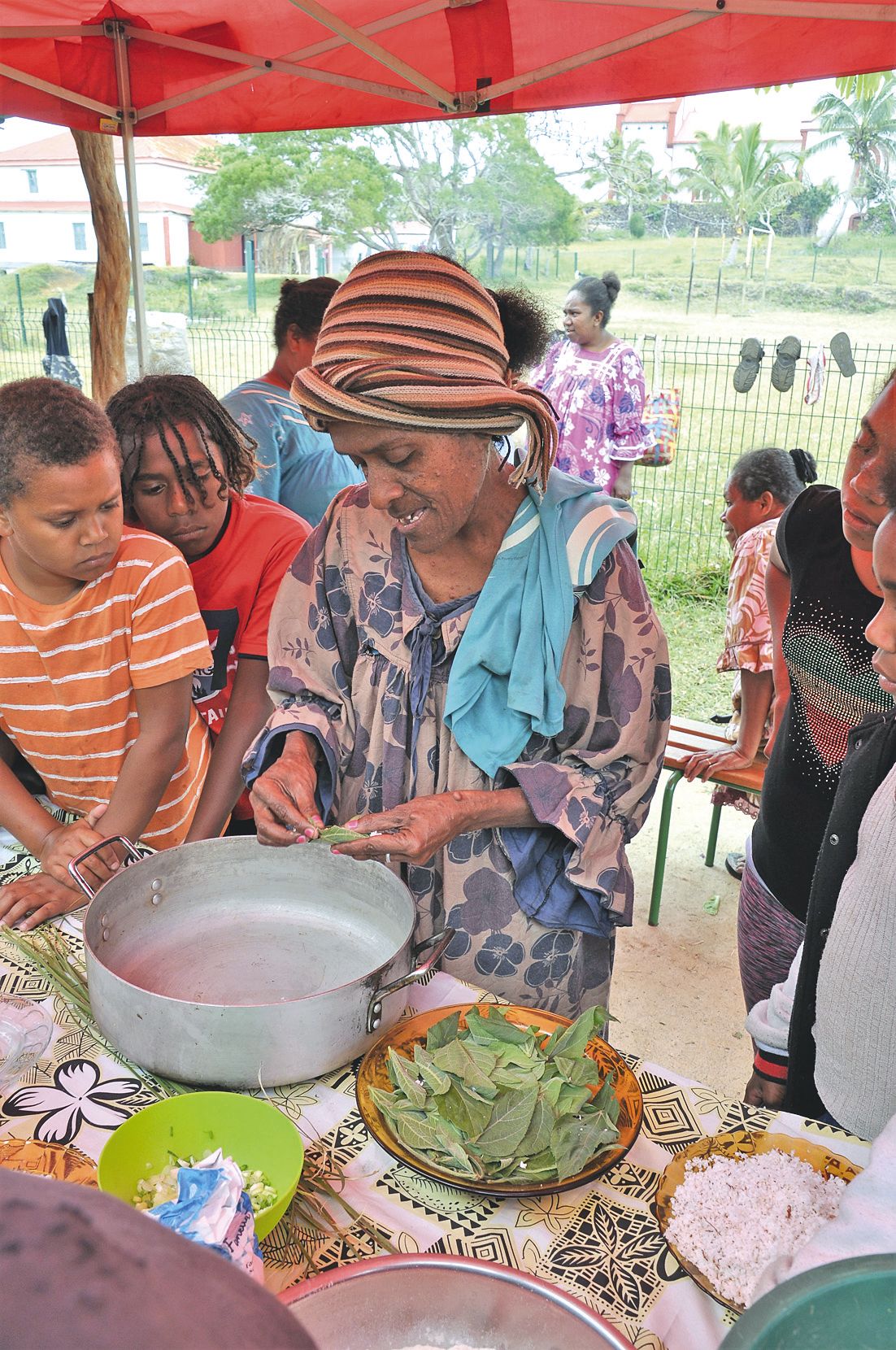 Parmi les activités proposées lors de cette semaine de  découverte, un atelier culinaire a été animé par une maman d’élève.