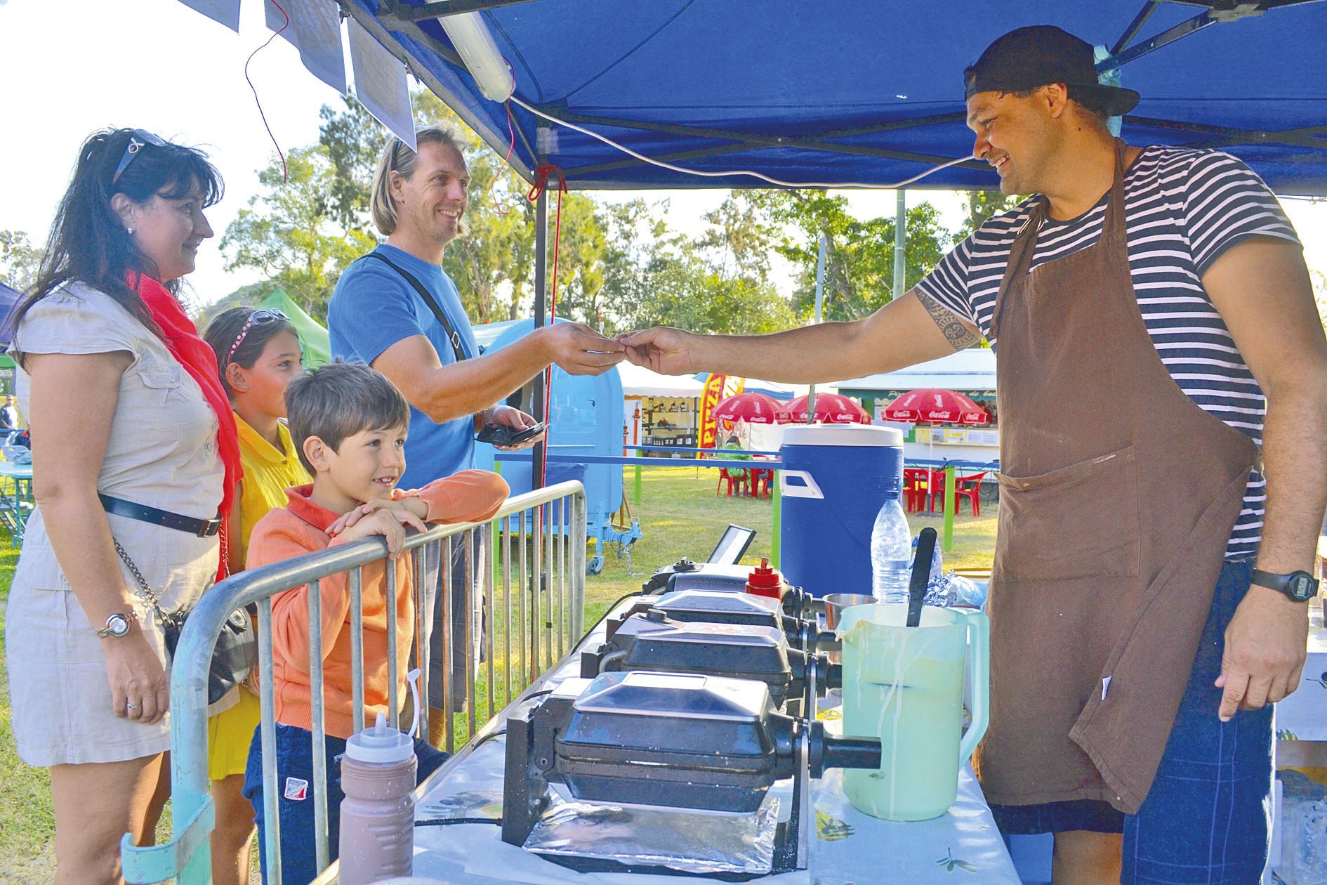 L’accent a également été mis sur les stands de restauration, plus nombreux que lors de la première édition. Une manière de donner envie aux visiteurs de passer plus de temps sur place. Cette formule a bien fonctionné auprès de Gaëlle et de Grégory, venus 