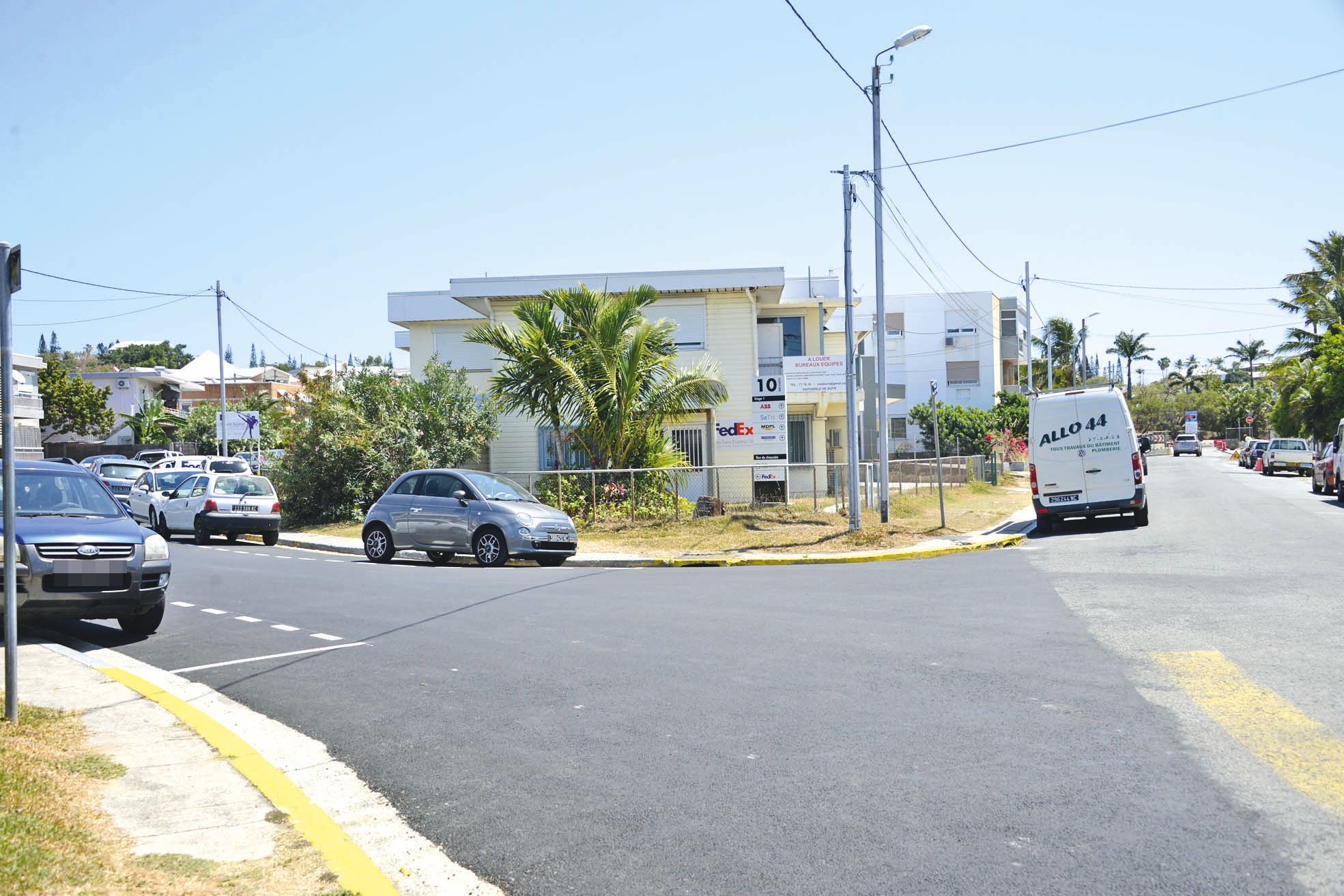 Le bureau du Centre-Sud, situé 10, rue Kervistin, à Motor Pool, a déménagé en juin 2011, et s’est installé provisoirement au commissariat de Rivière-Salée, en attendant son installation définitive dans ses futurs locaux de Tuband. Le petit local est aujou
