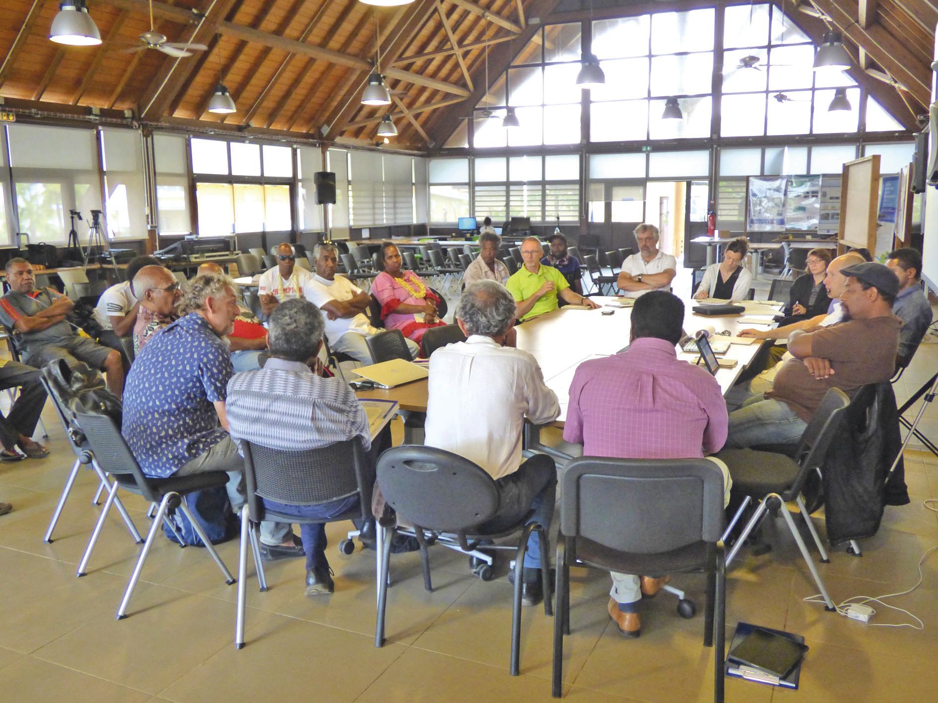 Vendredi, une réunion de préparation à la synthèse globale du séminaire a permis d’y voir plus clair.