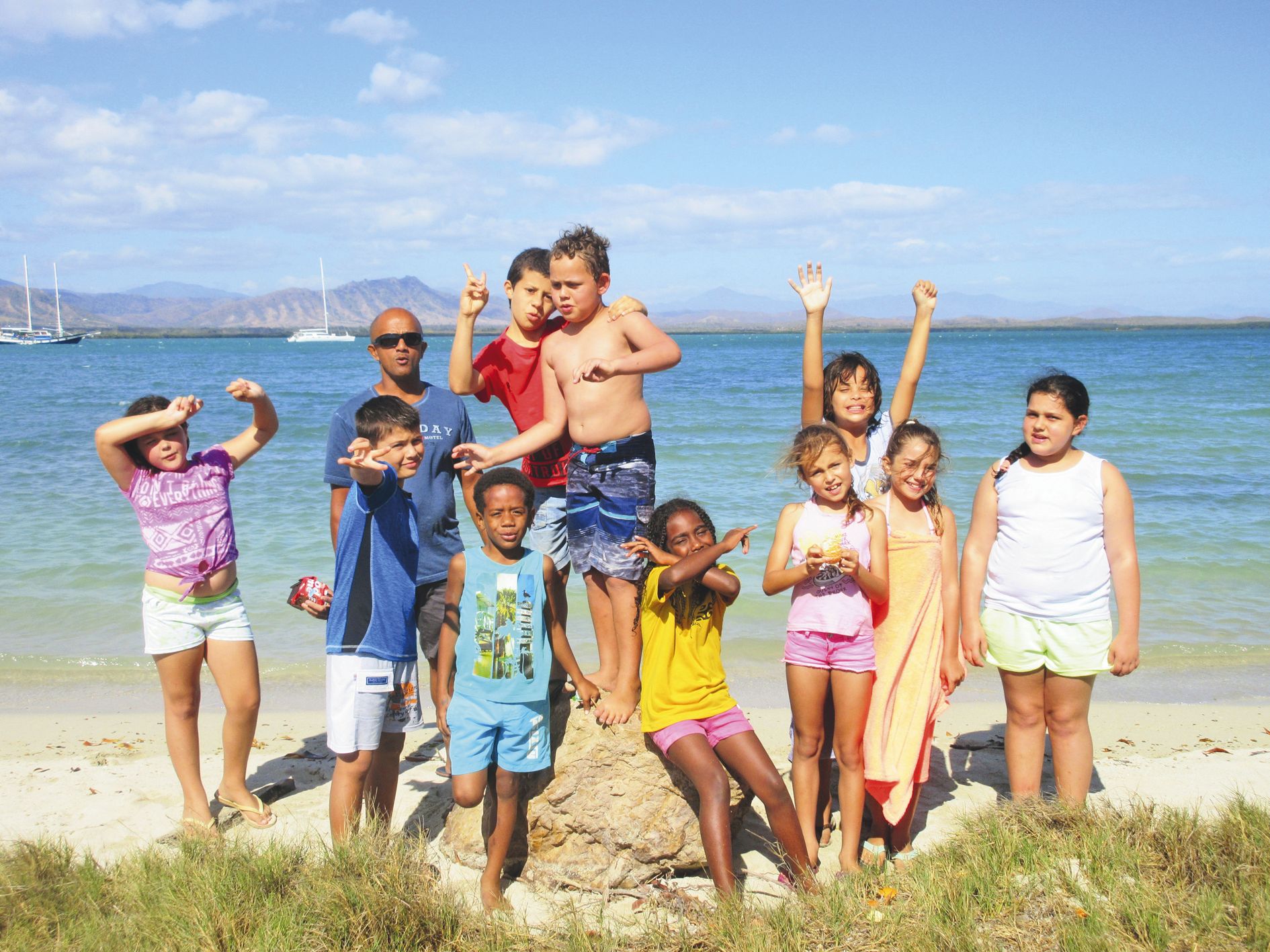 Par ces fortes chaleurs, les enfants ont apprécié les bains de mer bien mérités qui ont ponctué le séjour. De quoi  sedétendre avant de reprendre les exercices d’agilité.