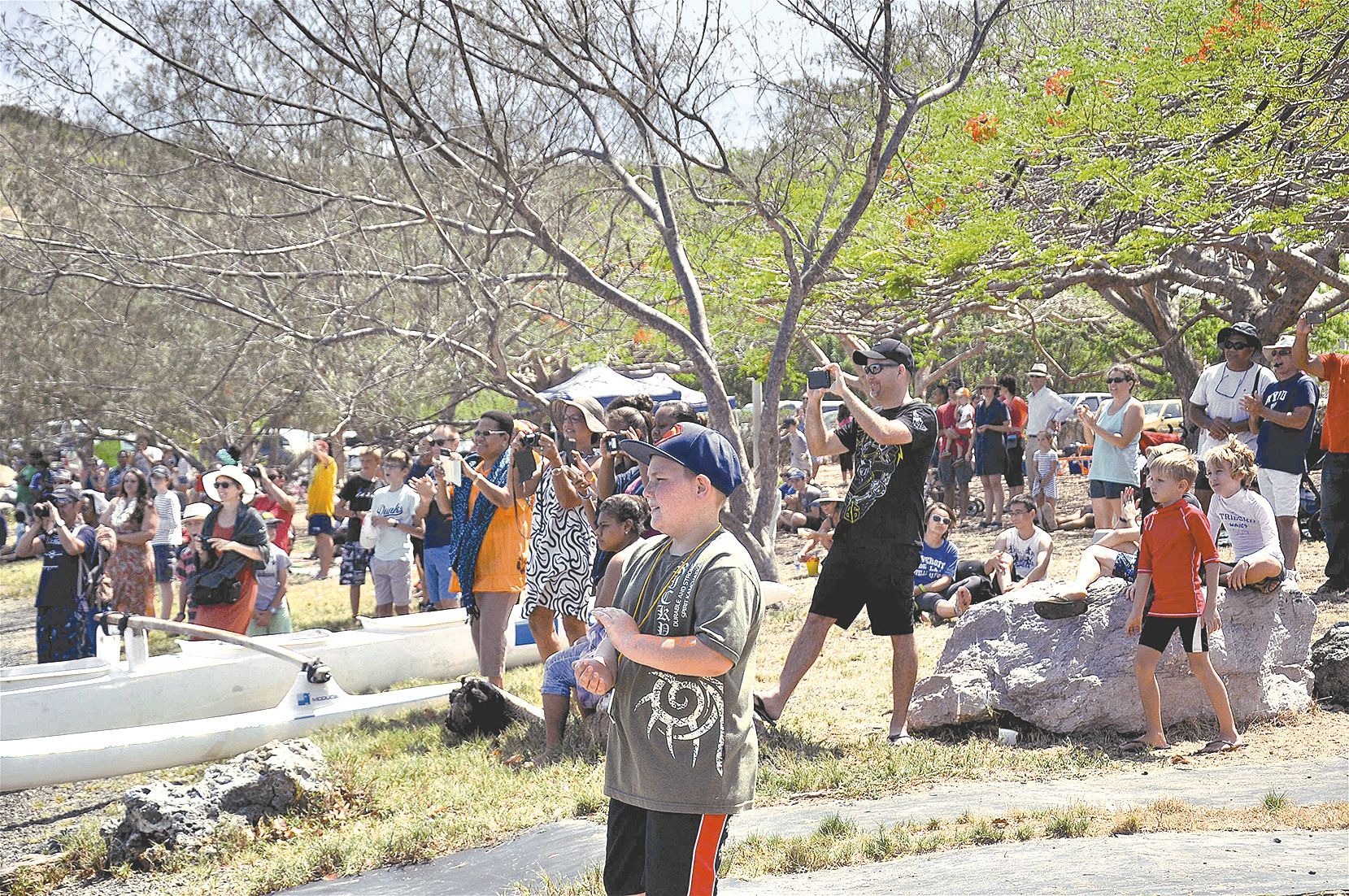Le public est venu nombreux sur la plage des Flamboyants pour applaudir les équipages au fur et à mesure qu’ils  franchissaient la ligne d’arrivée.
