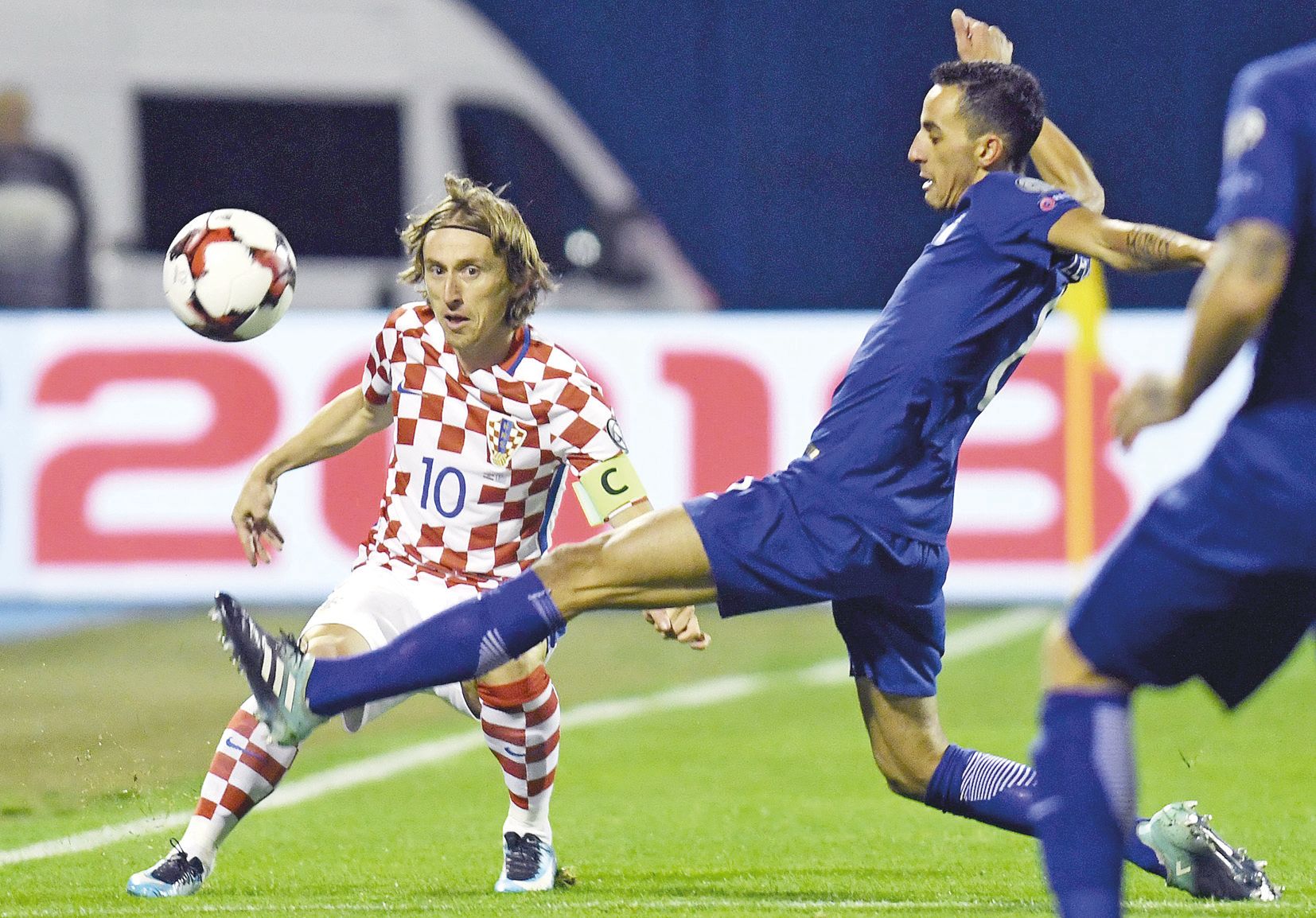 Les Croates ont pu compter sur un bon Luka Modric (à gauche) hier face à la Grèce. Le milieu de terrain du Real Madrid a d’ailleurs ouvert le score sur penalty.