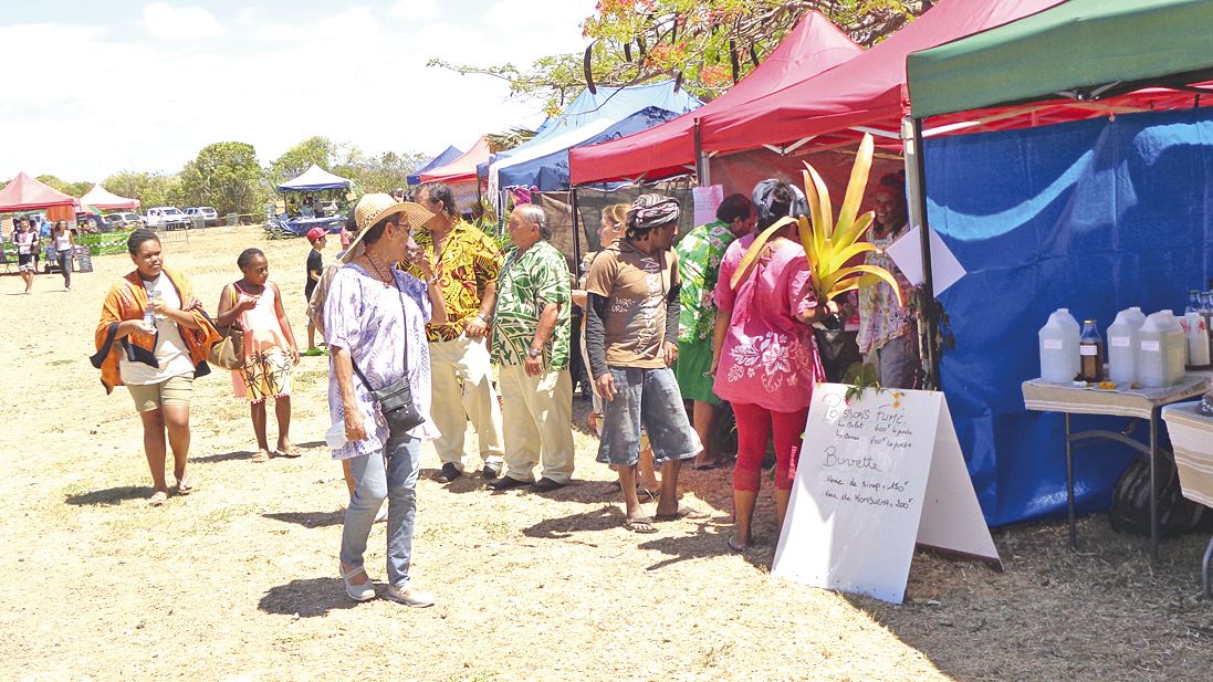 Le marché s’est tenu tout au long de cette journée et a proposé de nombreux produits  de la terre et de la mer ainsi que de très belles plantes.