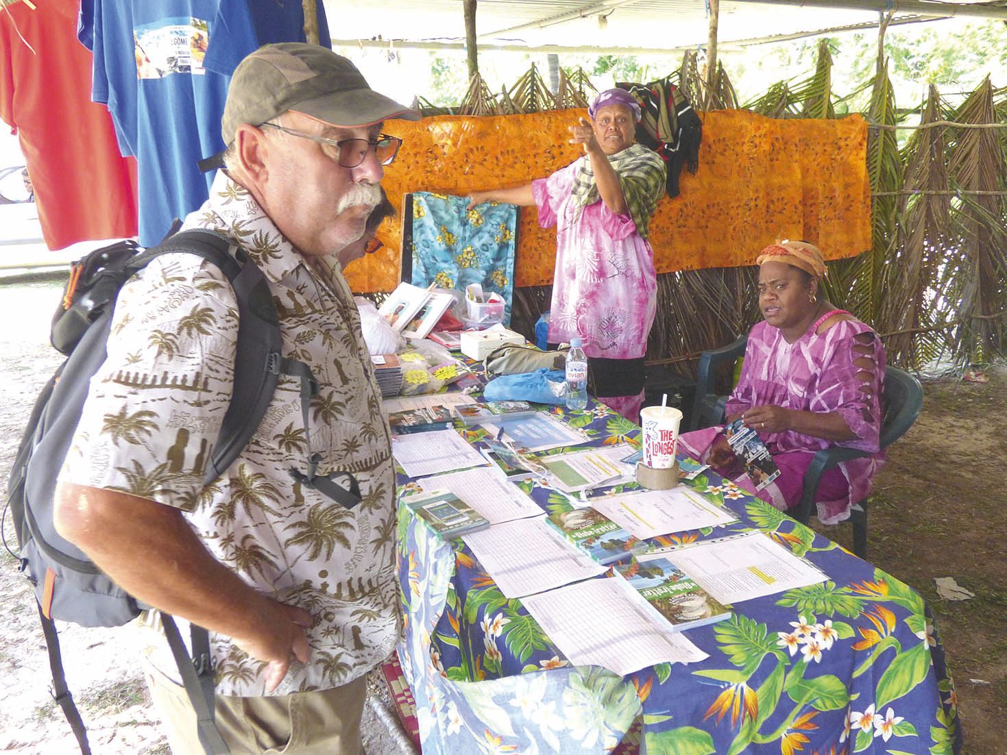 Des randonnées pédestres sur des sites légendaires ou encore sur les falaises de la tribu ont fait la joie des visiteurs qui ont fait la queue devant le stand du Cemaid (Centre municipal d’animation et d’information de Drehu) en charge de ces activités.