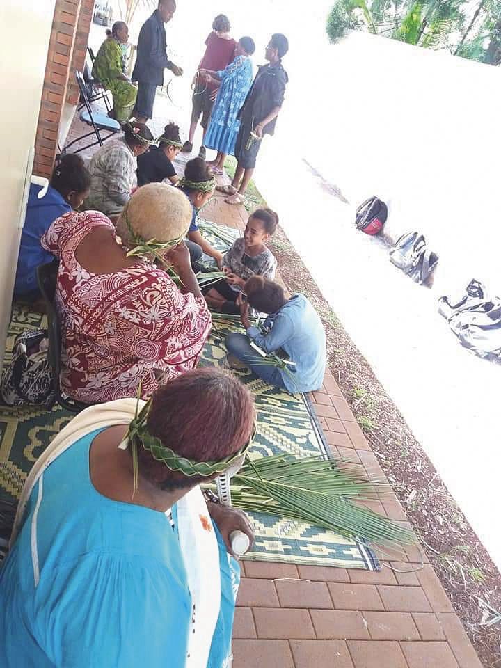 L’exposition du contrat éducatif local a été réalisée à la suite d’ateliers en vannerie et en tressage.