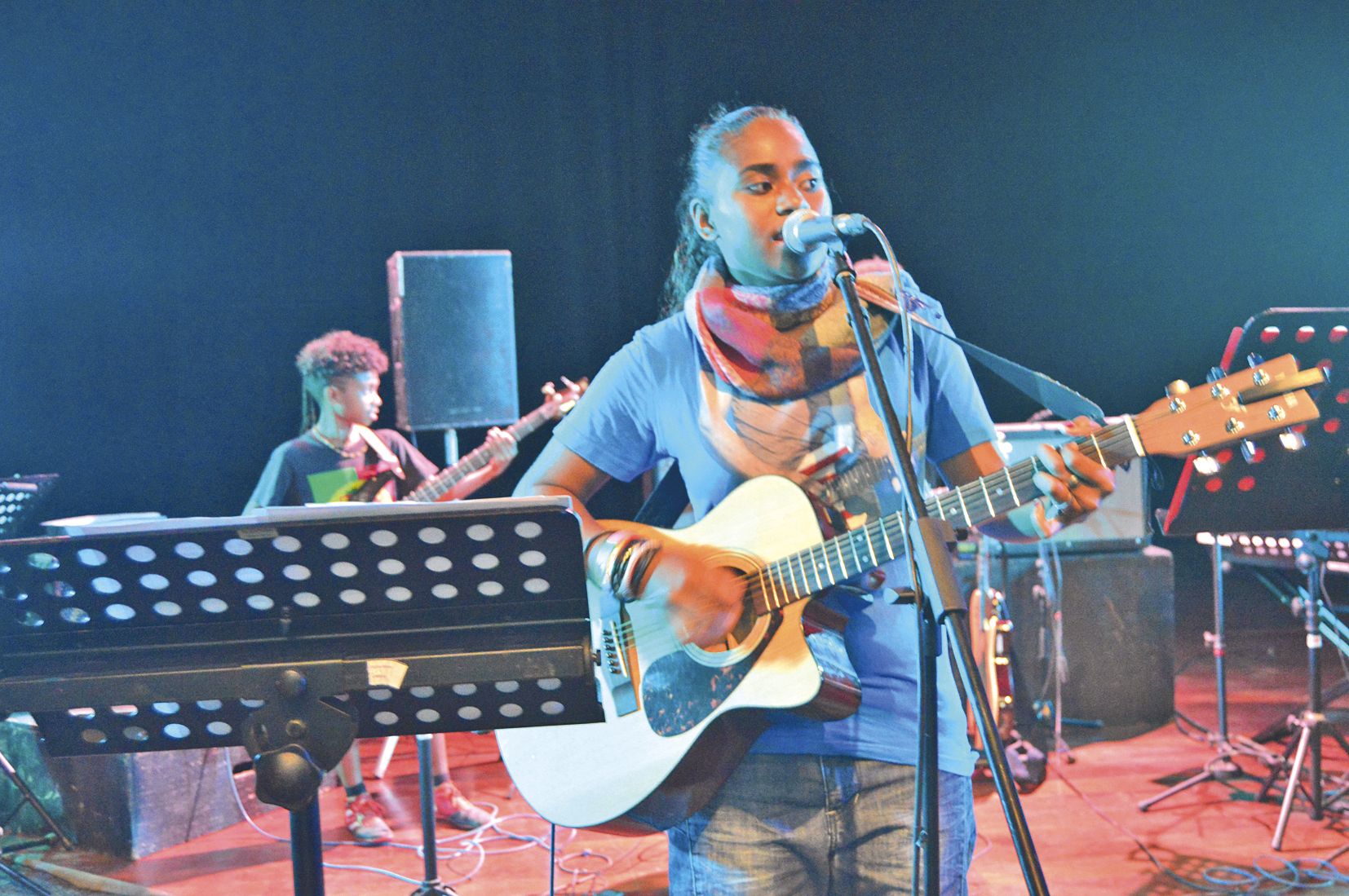 En solo, en trio, en quatuor, etc., une vingtaine de formations se sont succédé. Cachant (ou révélant) les artistes calédoniens de demain ?