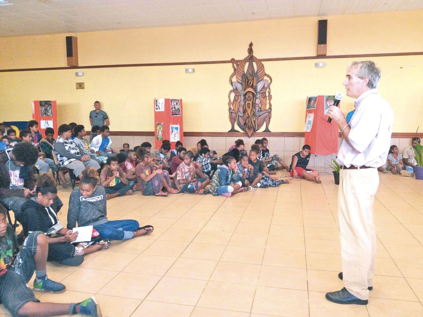 Damien Pêchard, le principal, a animé la rencontre. Les discours se sont succédé, ceux  du principal, des enseignants quittant l’établissement et du président de l’association des parents d’élèves, encourageant le travail et la réussite, avec des messages