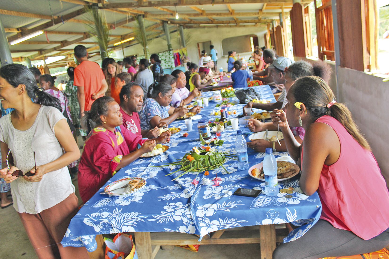 Beaucoup sont venus sur le site pour goûter les différents plats préparés à base de letchi.