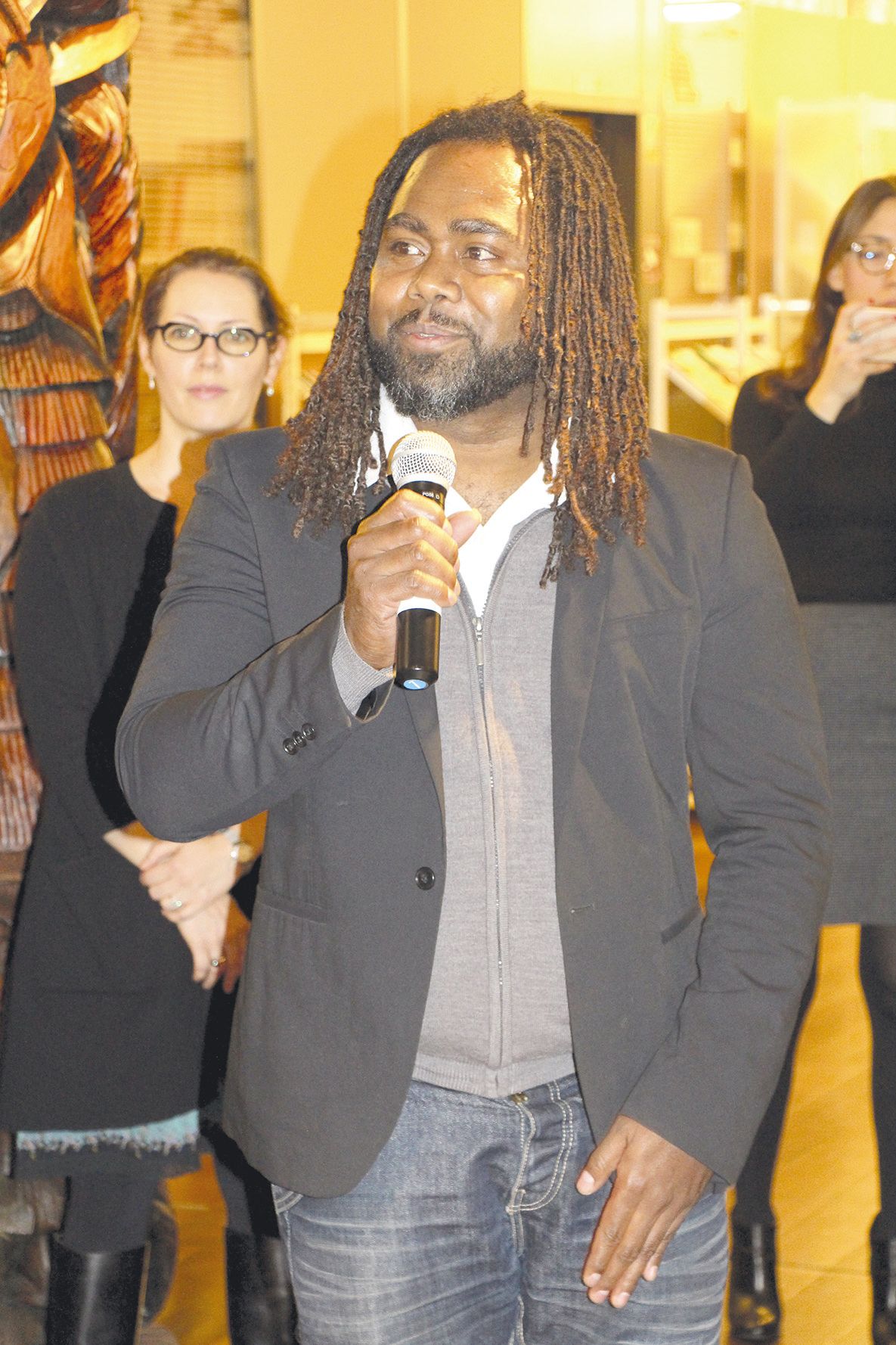 Sylvain Hnaumo Roiné, originaire de Maré, travaille à la Maison de la Nouvelle-Calédonie, à Paris.
