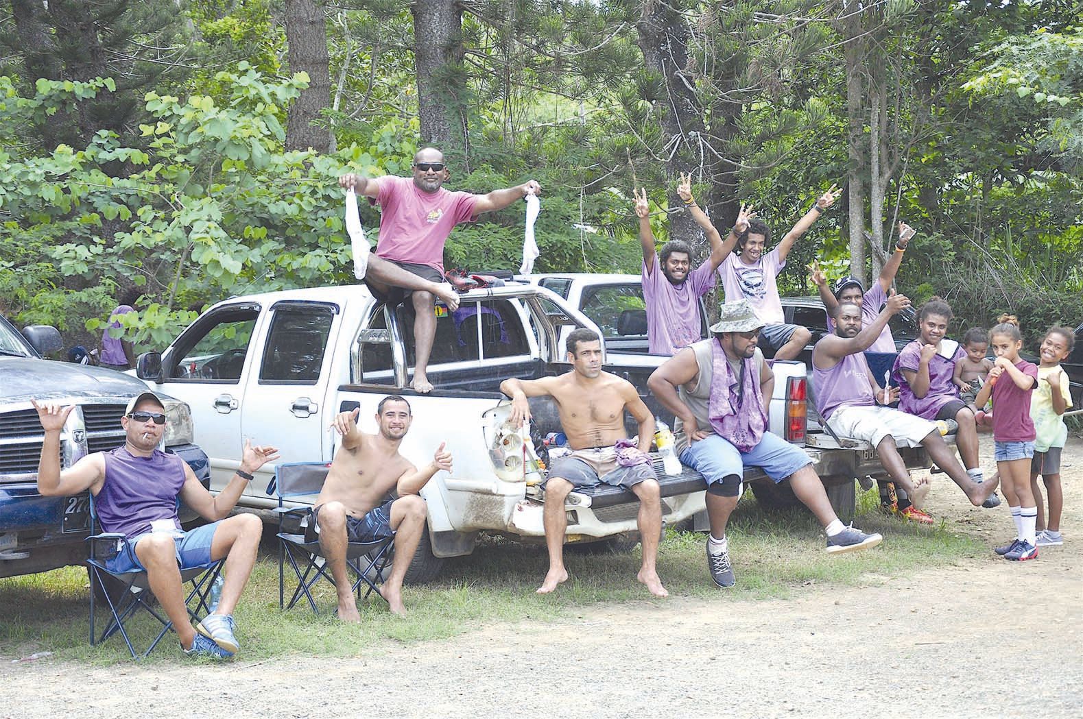 De l’ambiance, il y en a eu, samedi dernier, sur le terrain de sports de la tribu de Pagou, à l’exemple de l’équipe de Lotis qui n’a pas ménagé ses encouragements pour les équipes en lice.