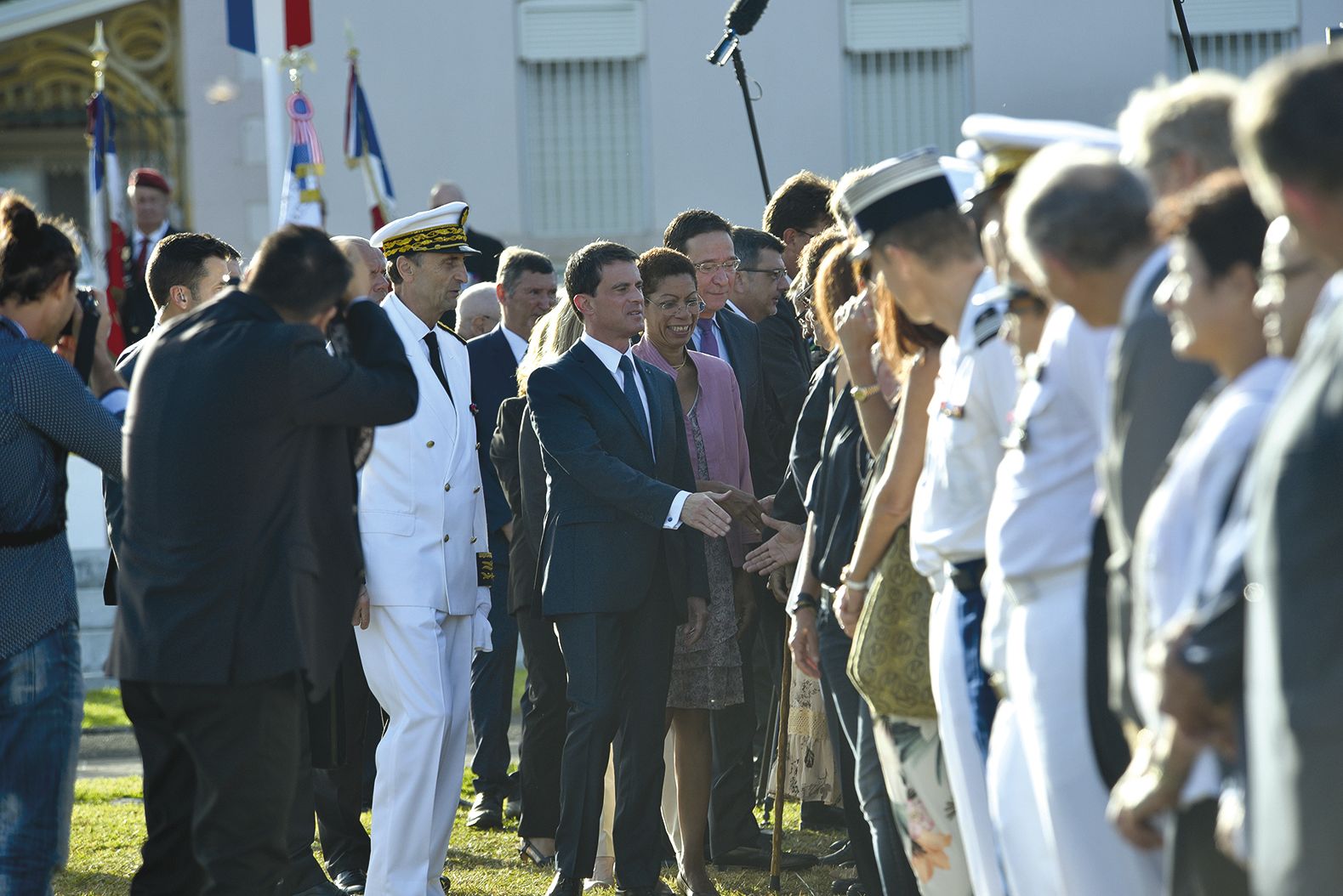 L’ancien Premier ministre, ici sur le Caillou fin avril 2016, l’a affirmé au journal L’Opinion : « La Corse n’est pas un territoire ultramarin, ni colonisé. »