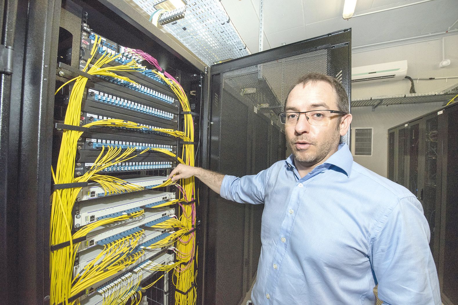 Entre les deux salles des machines, le CHT dispose de 120 gigabits. « C’est énorme, indique Frédéric Dosch. On doit en utiliser 2 à 3 %. » 