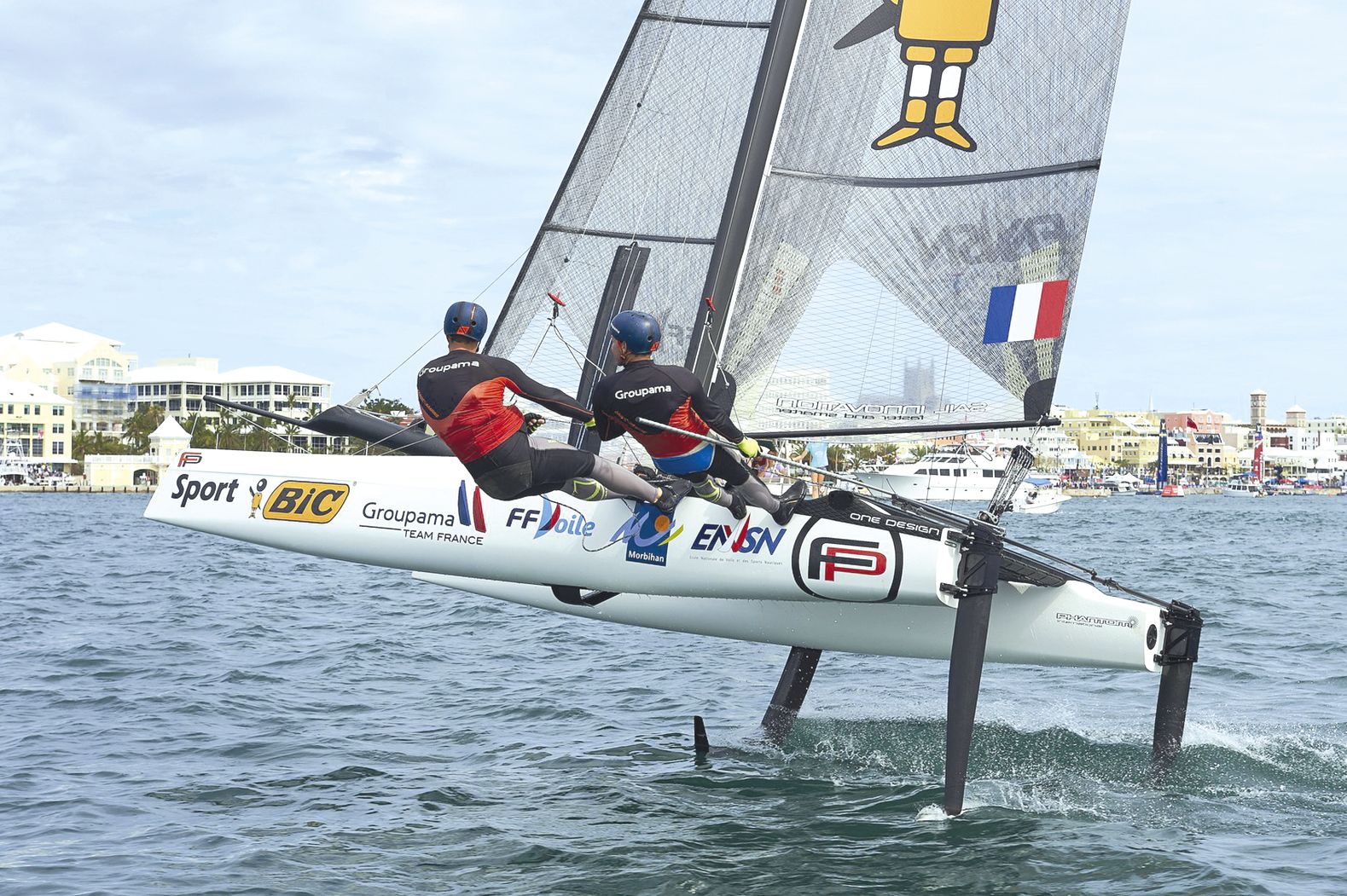 C’est le Flying phantom. Sur la photo, il est piloté par les prédécesseurs du programme dont fait partie Théo Boré.