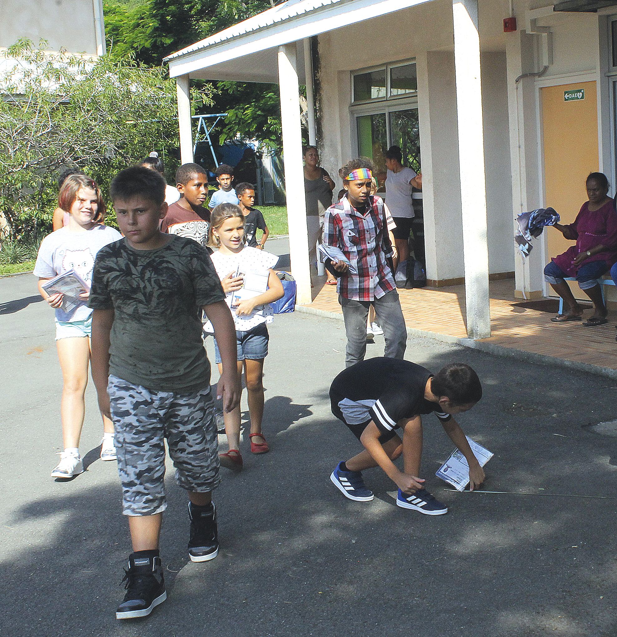 Lundi après-midi, l’ensemble des élèves de 6e, internes ou pas, ont eu un aperçu des différents locaux de l’internat. « Nos internes bénéficient de nombreux projets éducatifs le mercredi après-midi, et chaque soir, des enseignants volontaires viennent aus