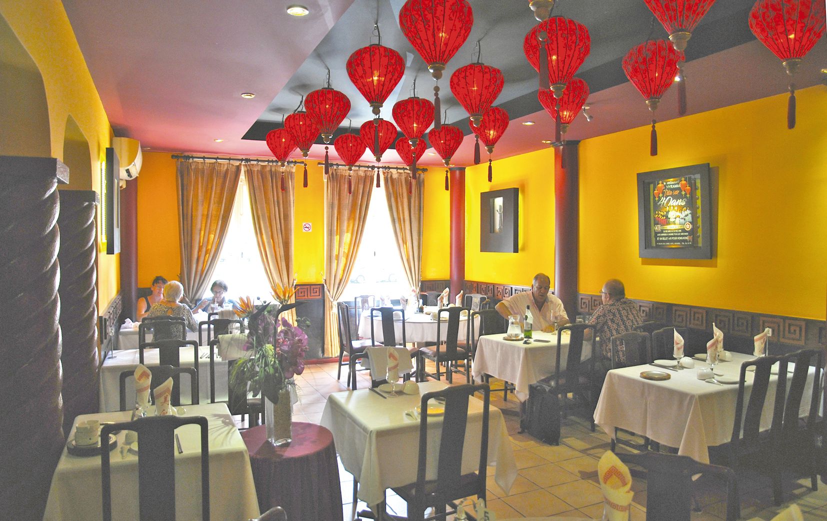 Avec 105 places assises et 35 de parking, Le Myramar est parfois privatisé par les associations et les comités d’entreprise.