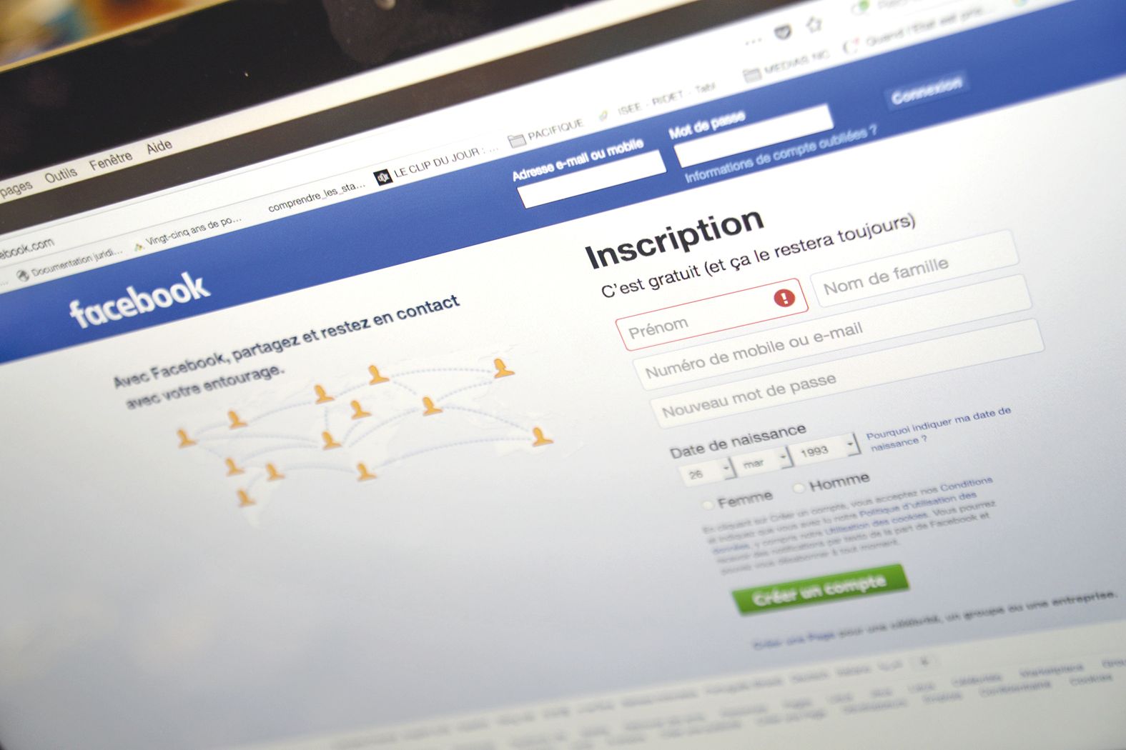 Supprimer les conversations privées est chose relativement aisée. Faire disparaître le reste de l’activité sur Facebook est bien plus difficile.